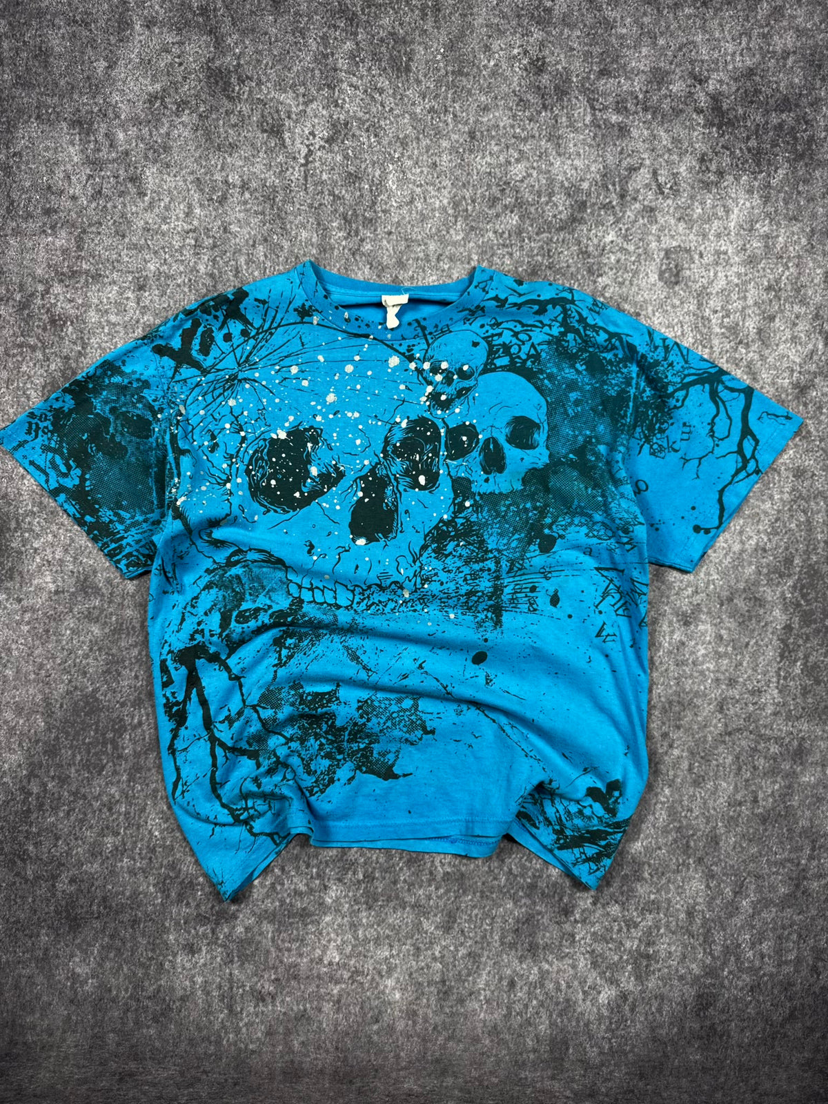 (RARE) 2000S SKULL SHIRT (L)