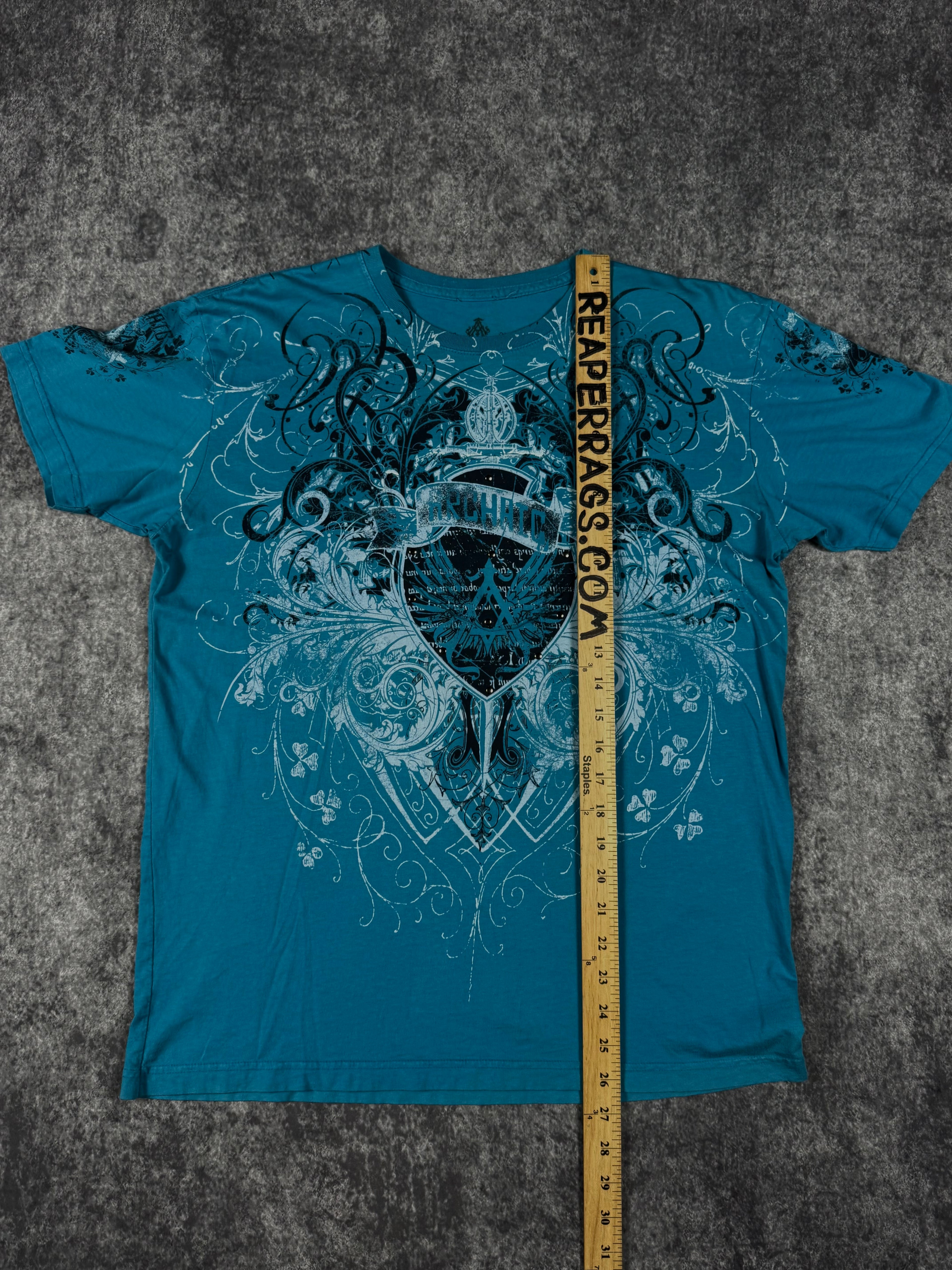 (rare) 2000s archaic shirt (M)