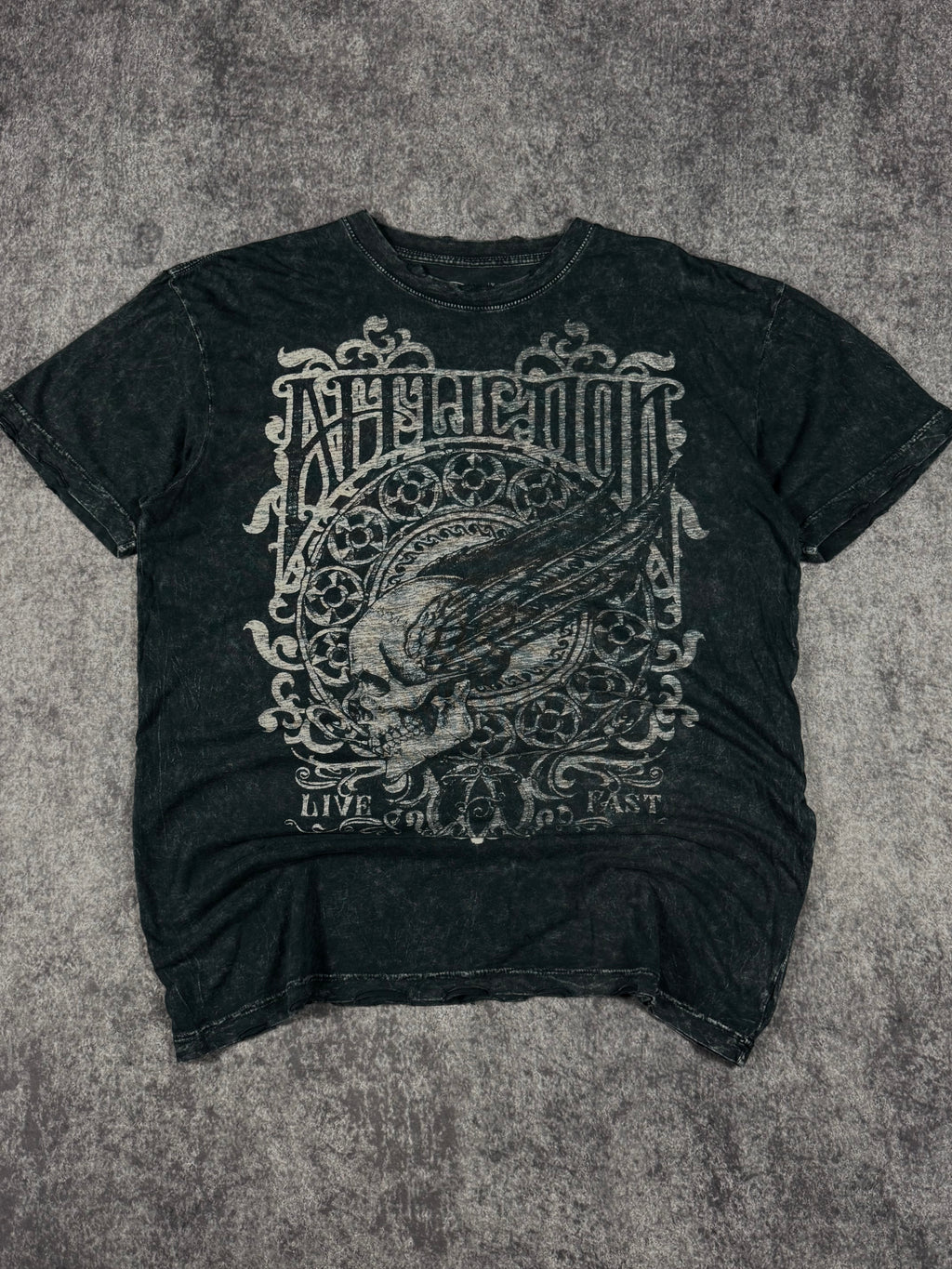 2000s affliction shirt (XL)