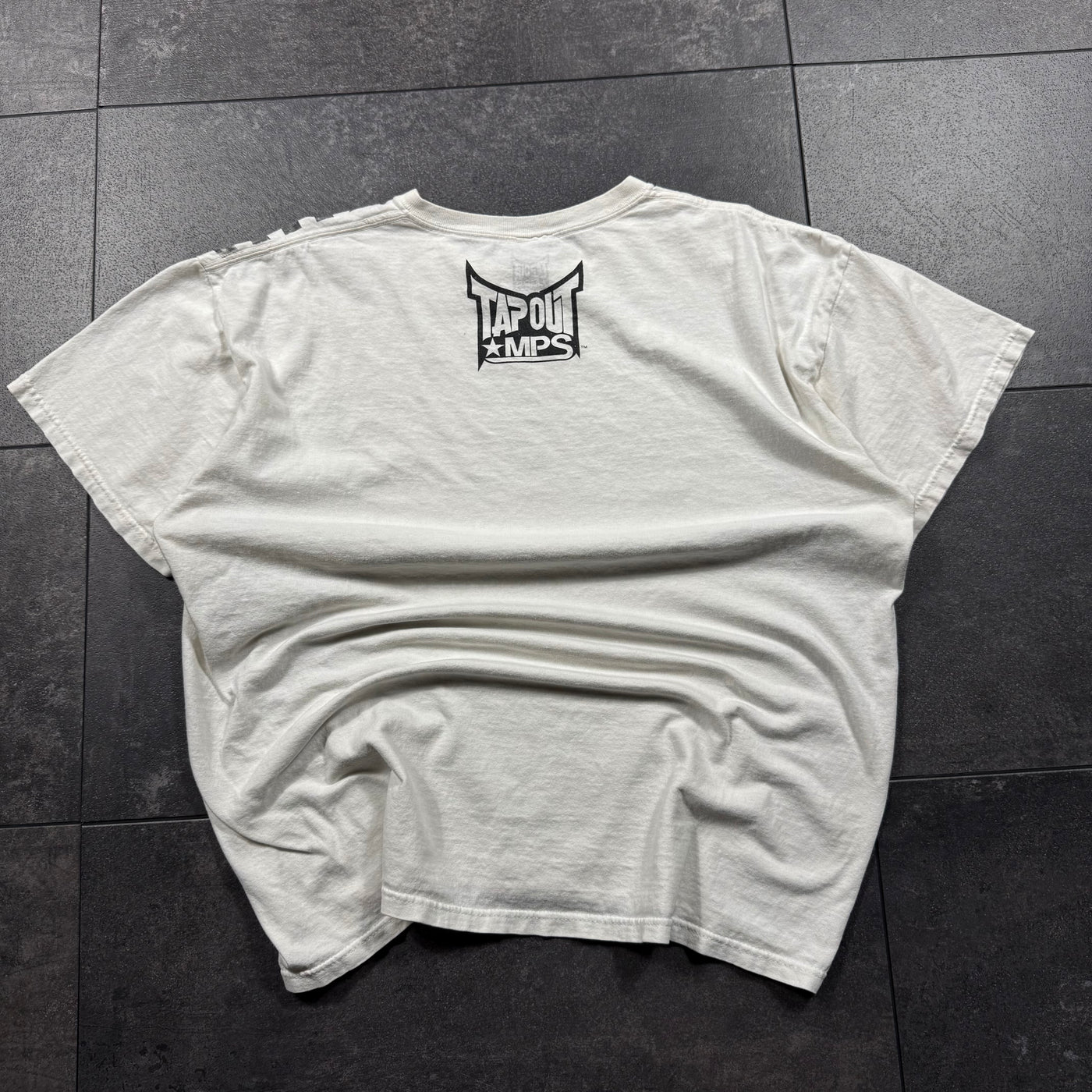 2000s Tapout Shirt (XL)
