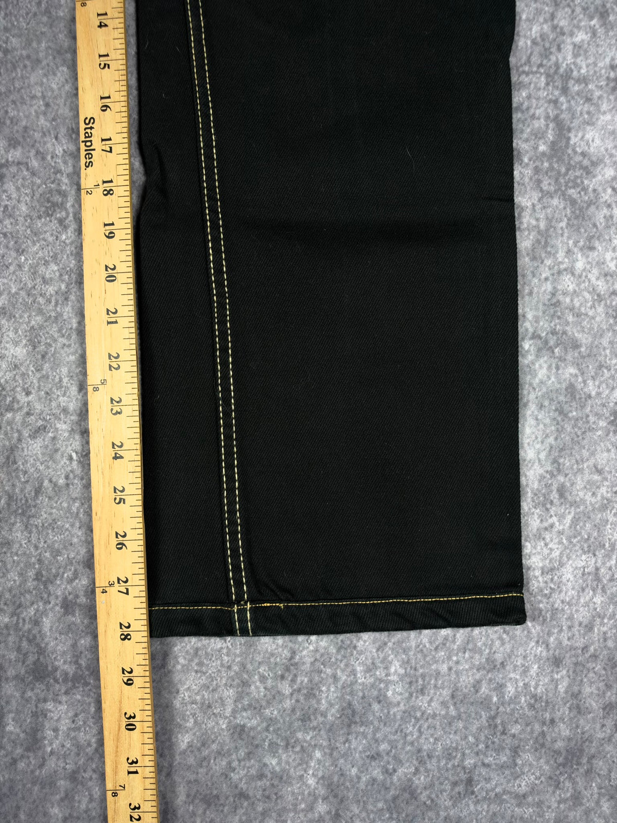 (RARE) 2000s BOOTLEG EMBROIDERED SOUTHPOLE JEANS (34x28)