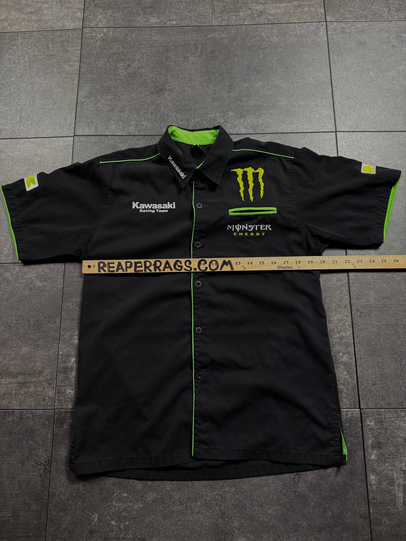 (rare) 2000s kawasaki x monster energy shirt