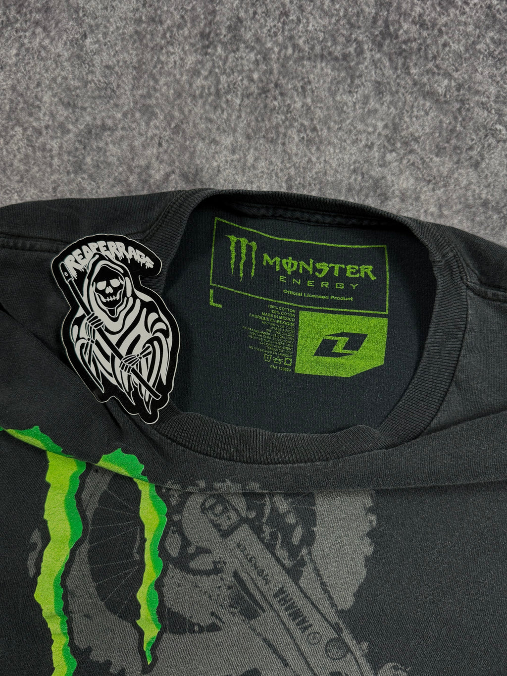 2000s monster energy shirt (L)