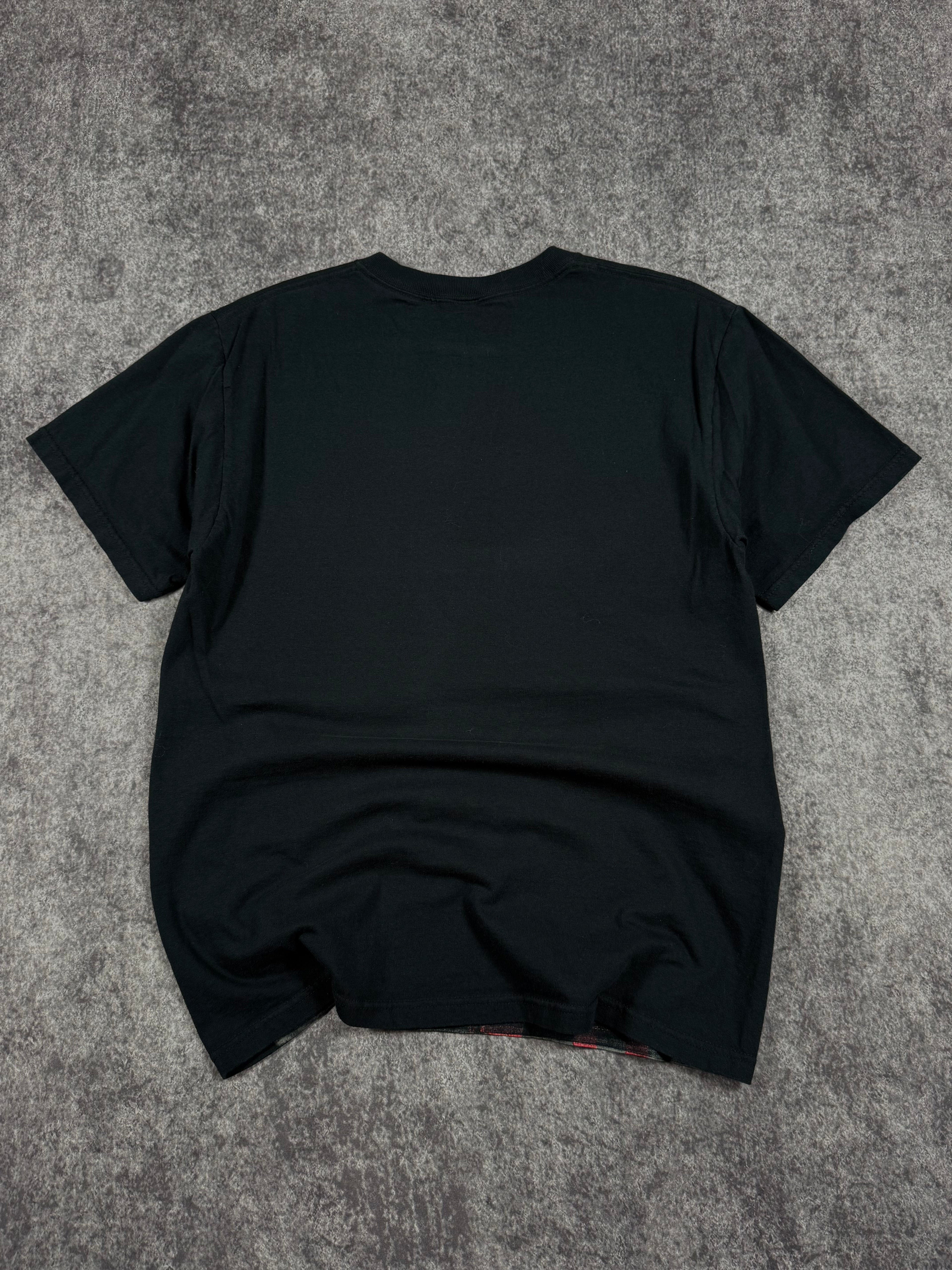 (rare) 2000s tapout shirt (S)