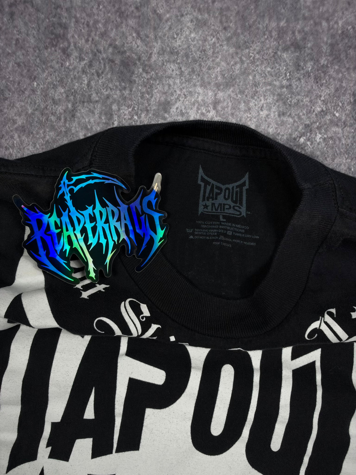 2000s TAPOUT SHIRT (M)