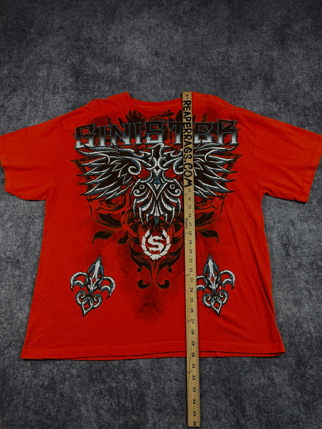 (rare) 2000s sinister shirt (XL)