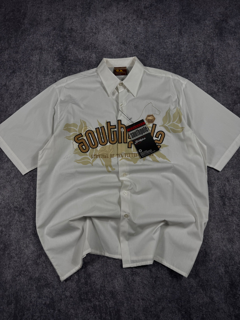 (rare) deadstock 2000s southpole button up shirt (L)