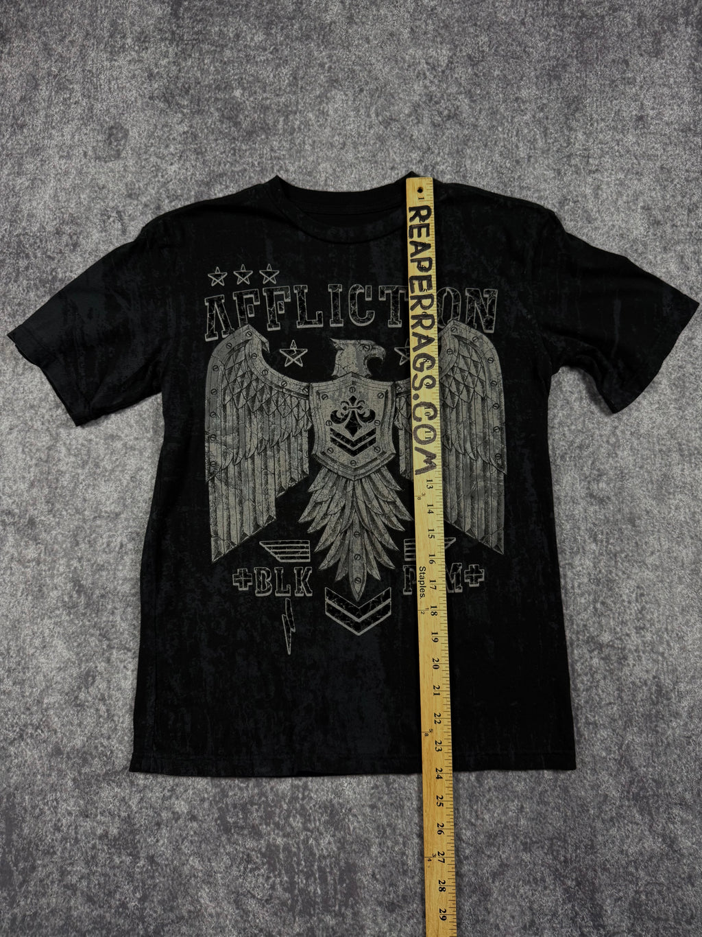 2000s affliction shirt (XXS)