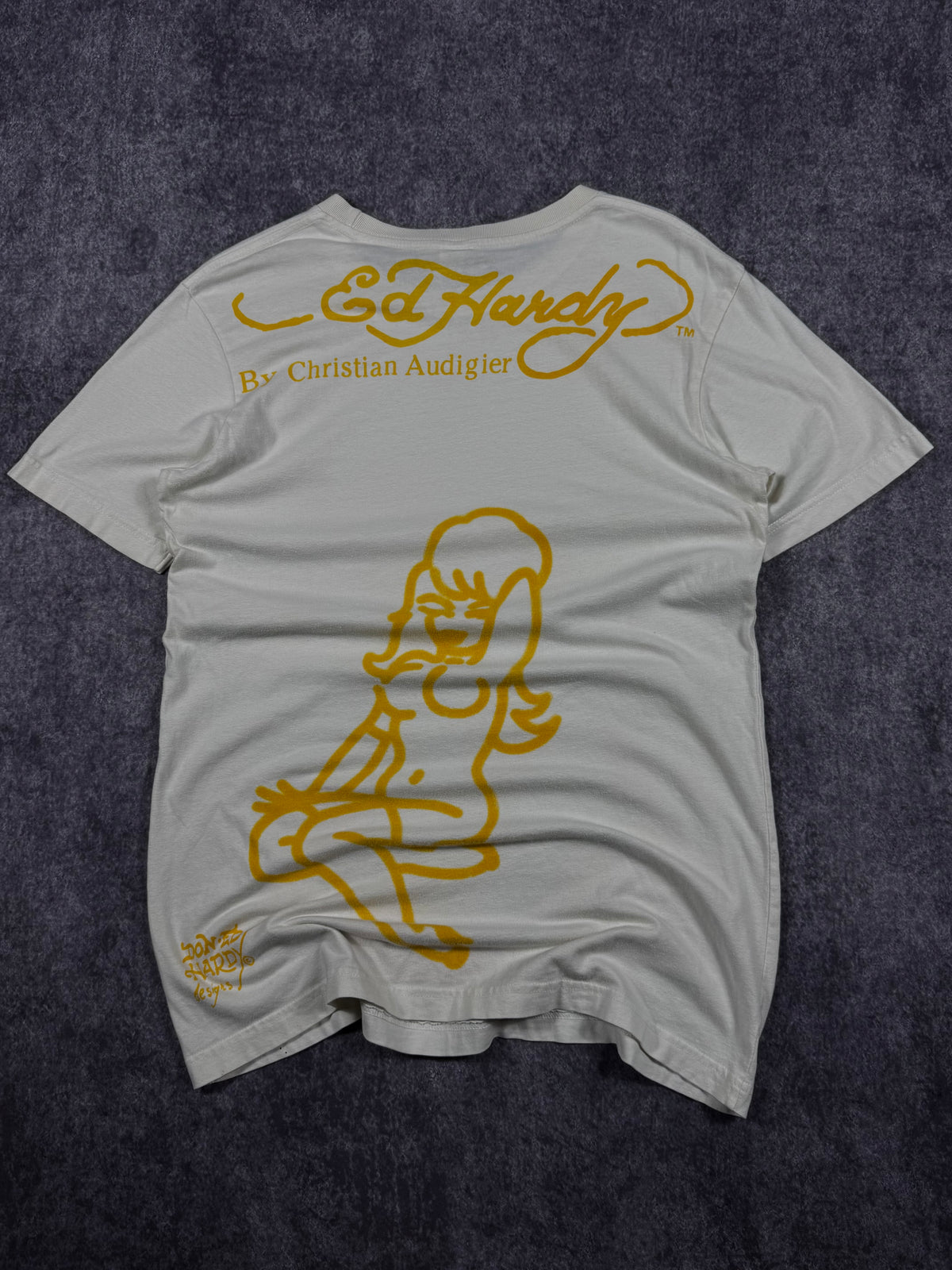 (rare) 2000s ed hardy rhinestone shirt (S)