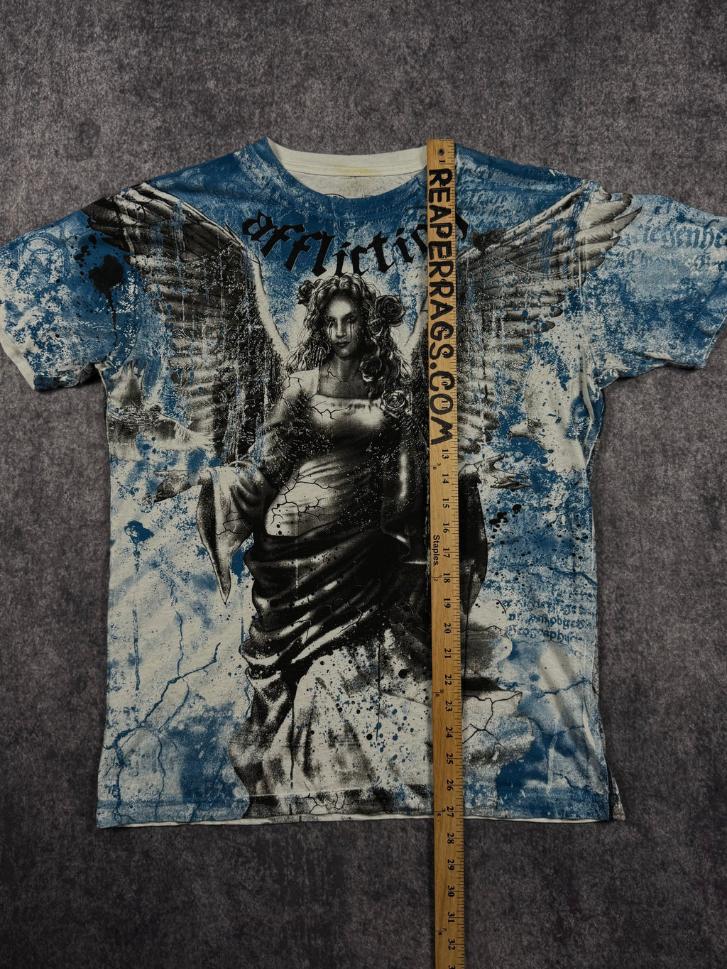 (rare) 2000s affliction chrome shirt (M)