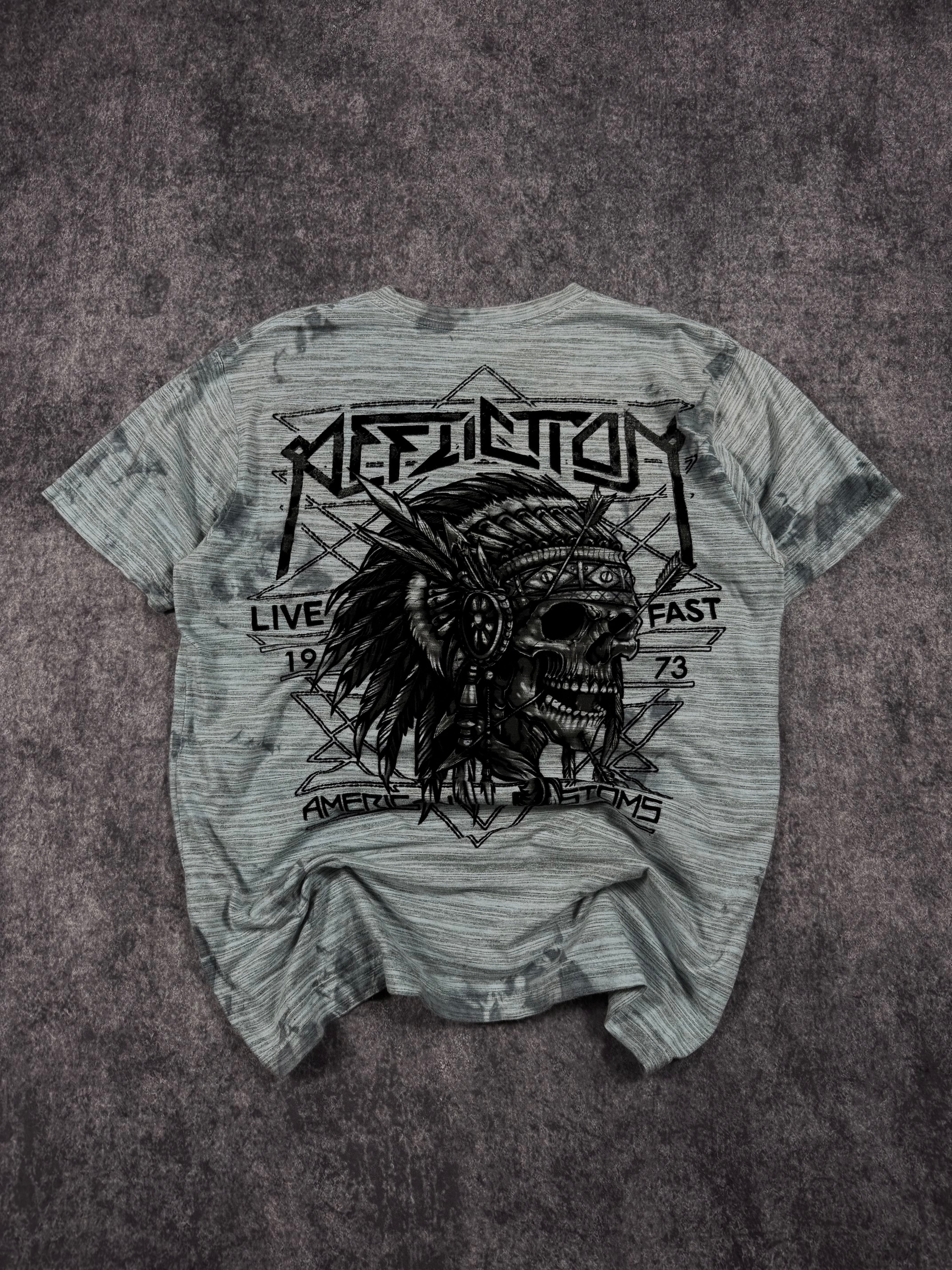2000s affliction shirt (L)