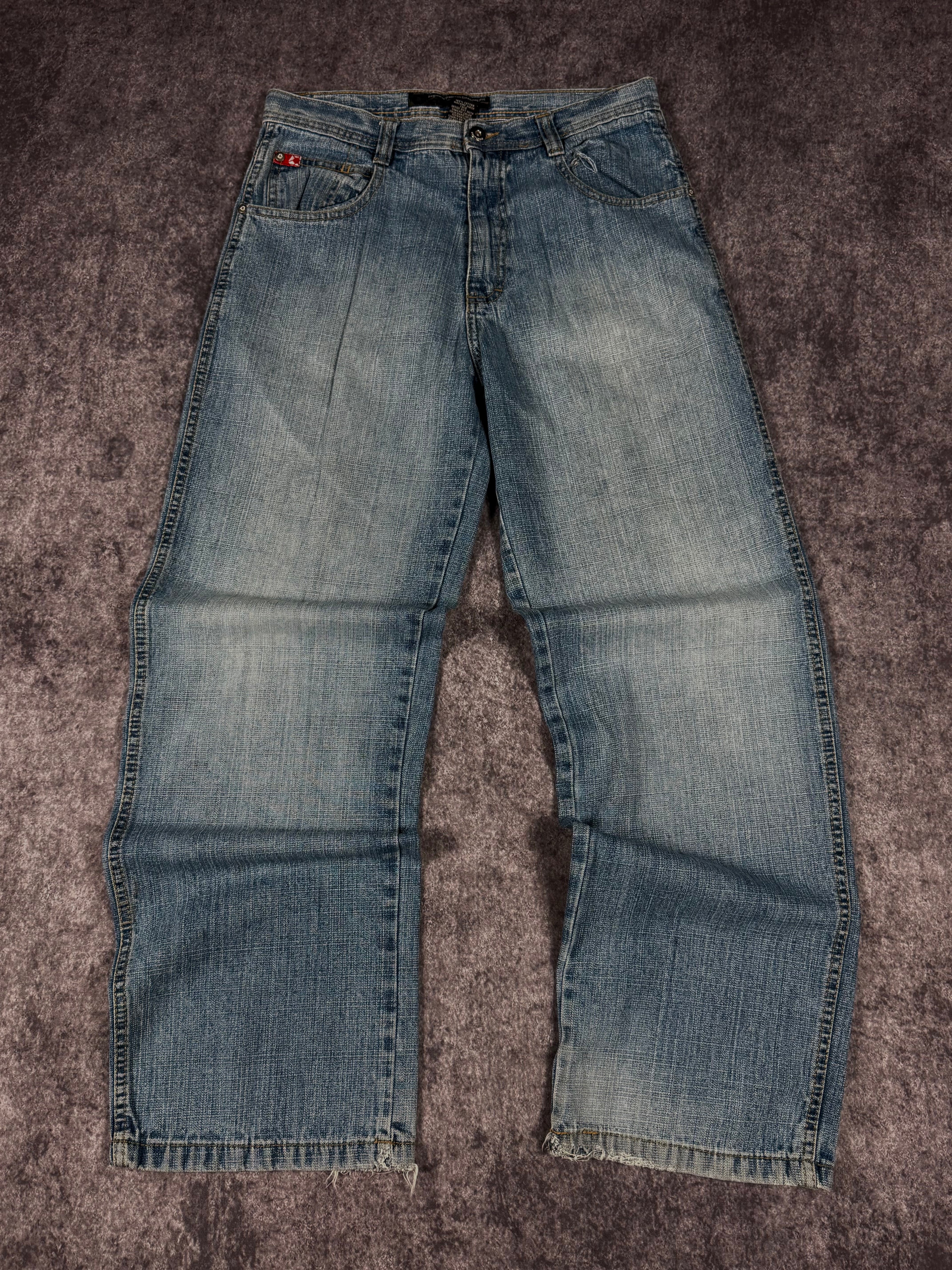 (rare) 2000s southpole red tab jeans (32x30)