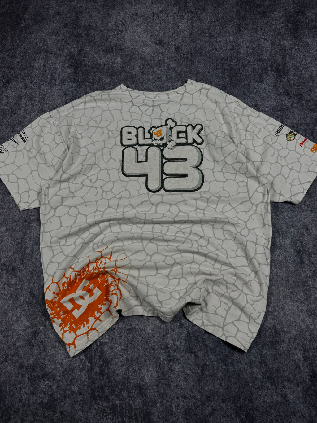 (rare) 2000s dc shoes x monster energy x ken block shirt (XL)