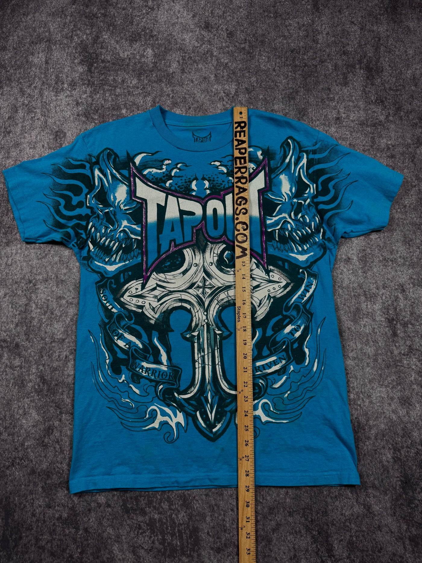 (rare) 2000s tapout shirt (M)