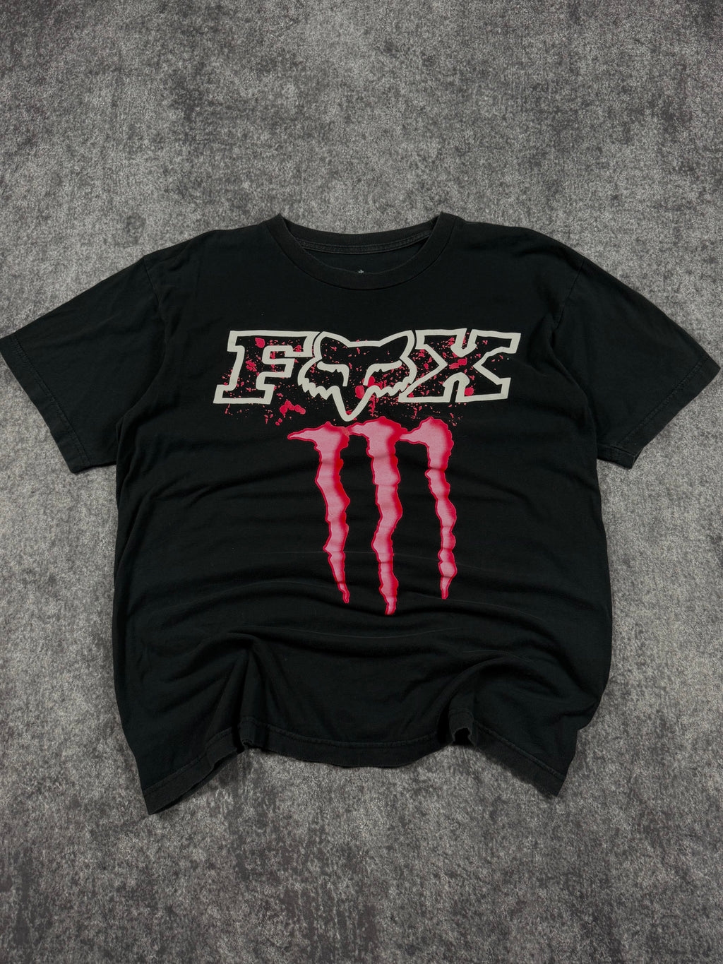 (rare) 2000s monster energy x fox racing shirt (L)