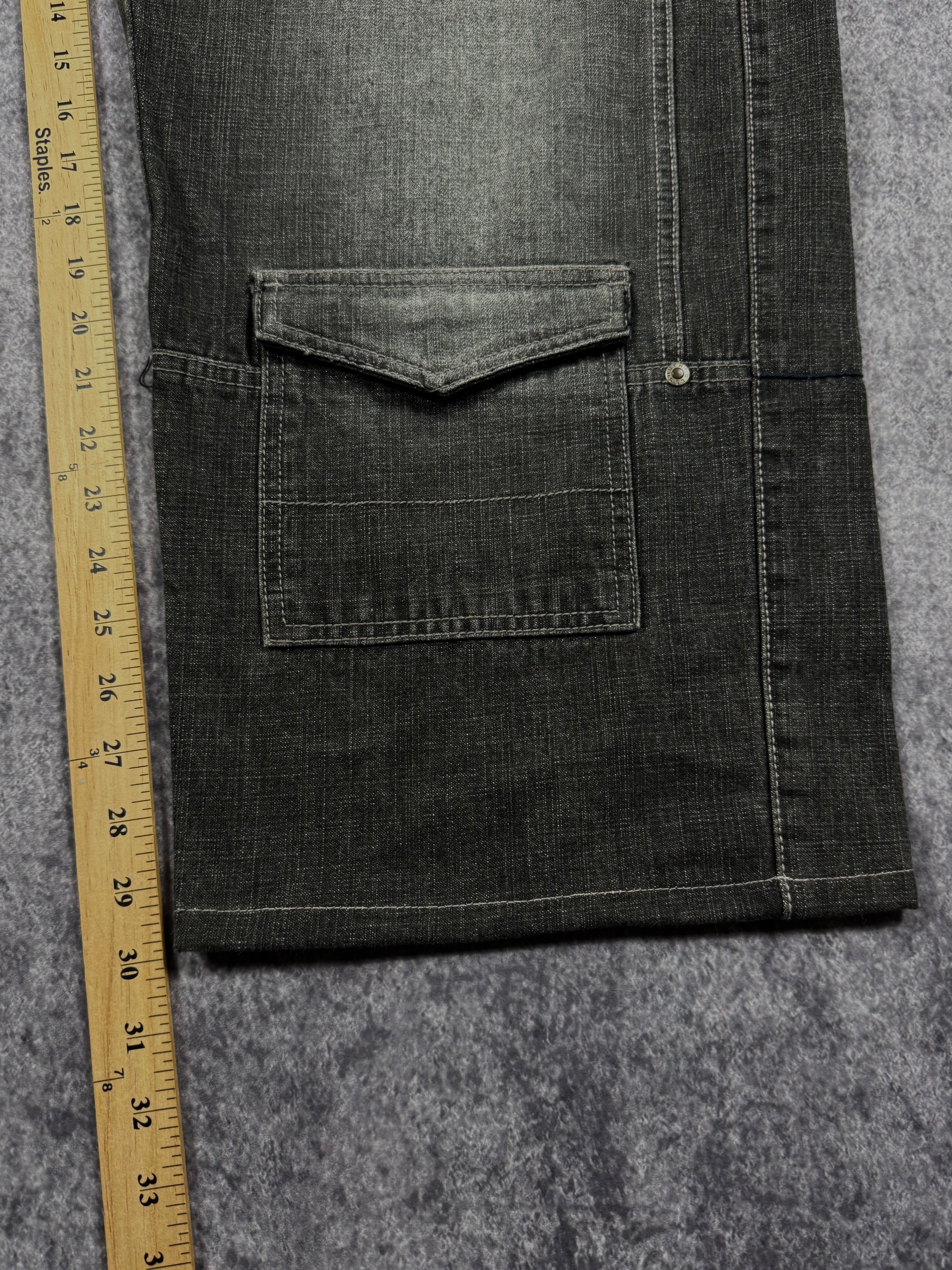 (rare) 2000s southpole jeans (36x30)