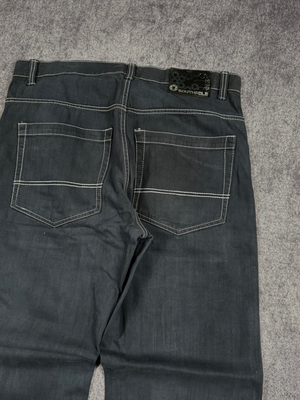 (rare) 2000s southpole jeans (40x32)