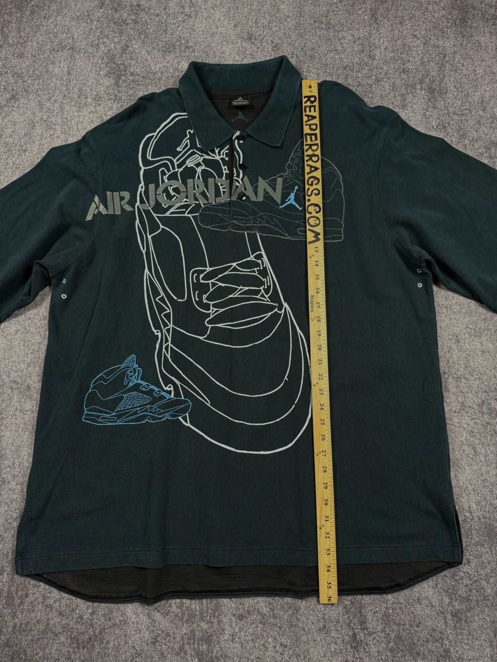 (rare) 2000s air jordan polo (XXXXL)