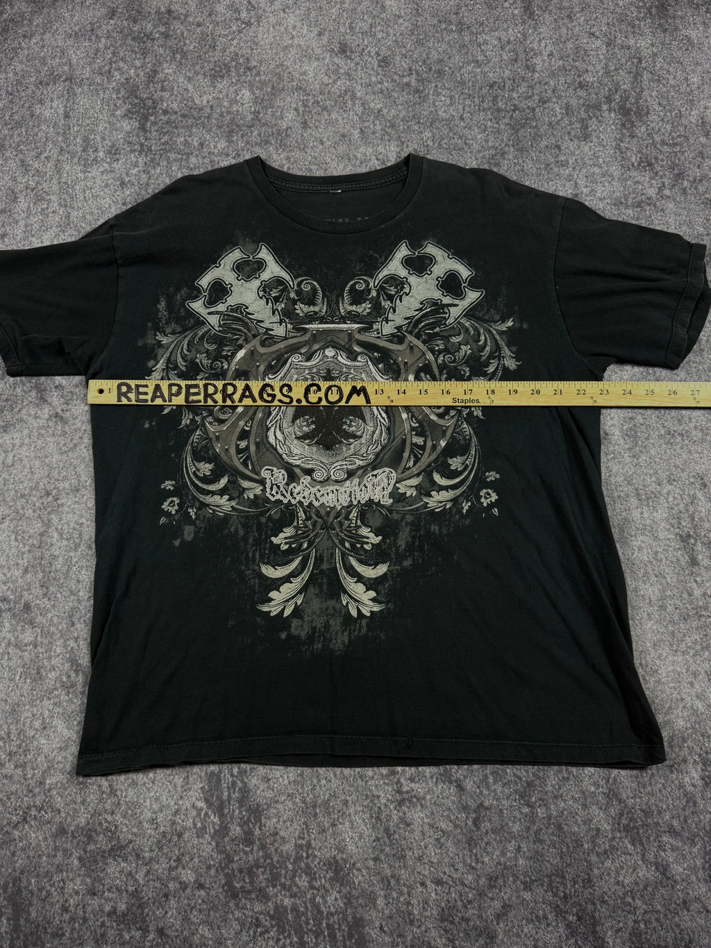 (rare) 2000s winged shirt (XL)