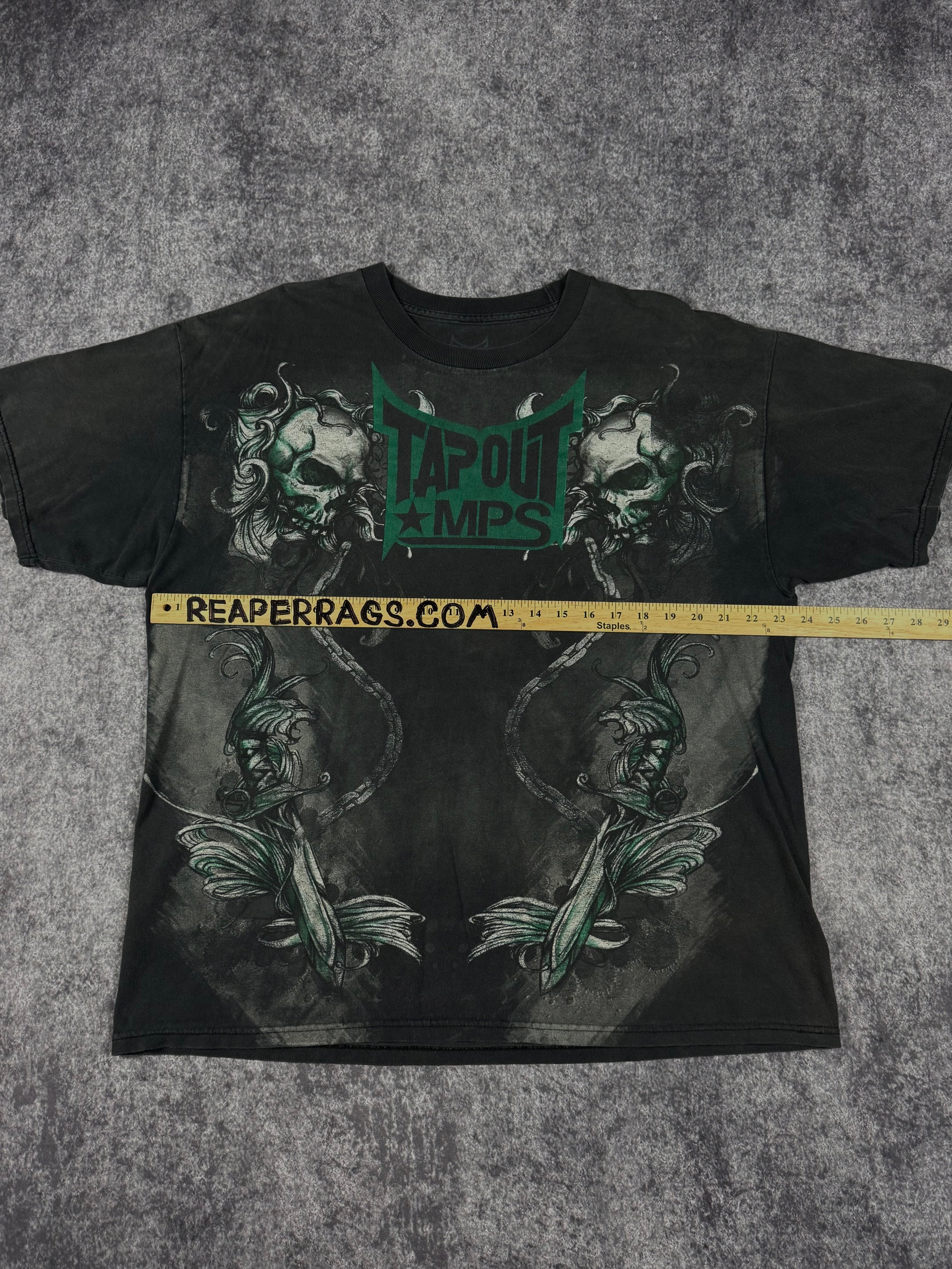 (rare) 2000s tapout shirt (XL)