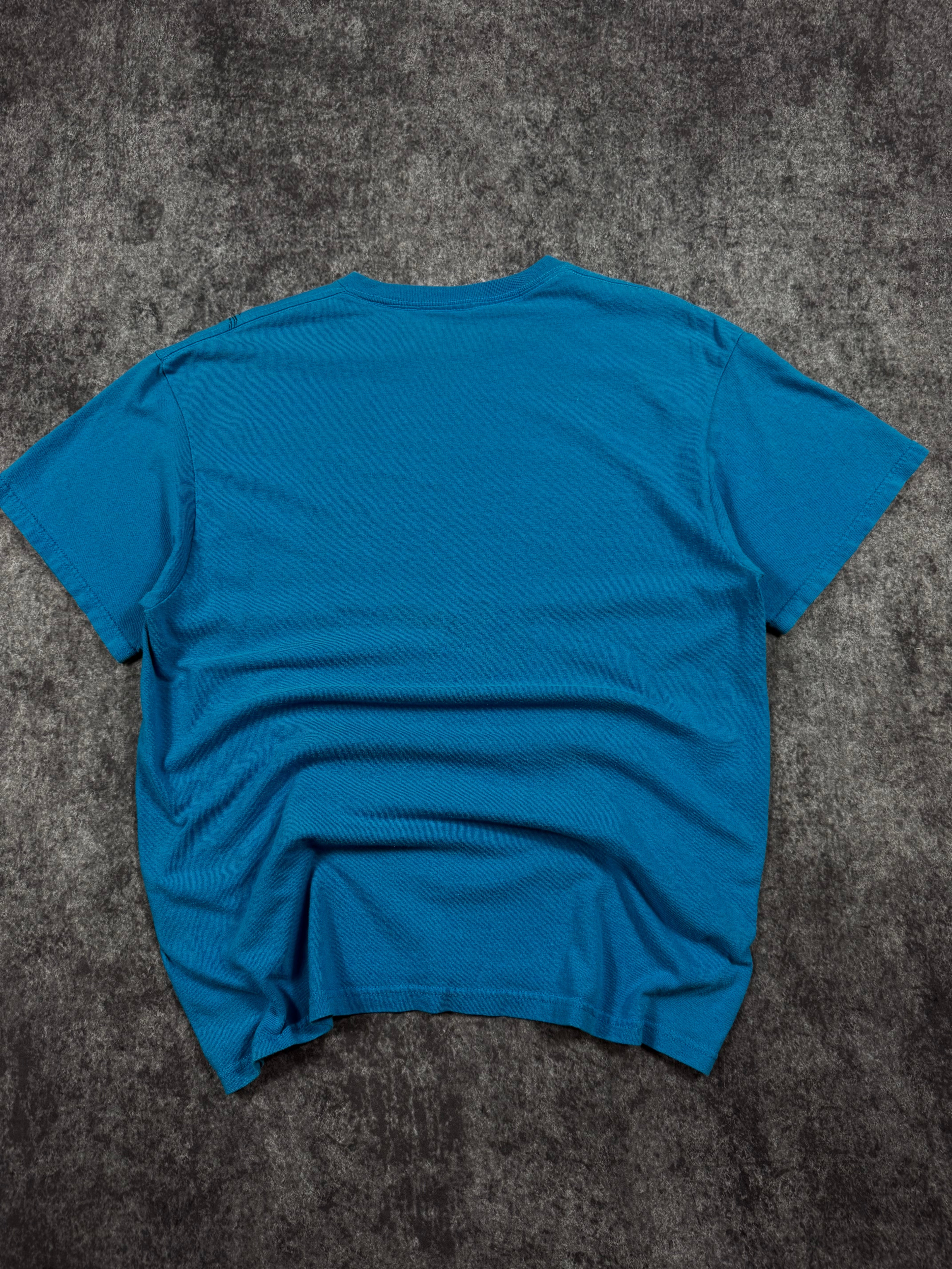(rare) 2000s tapout shirt (L)
