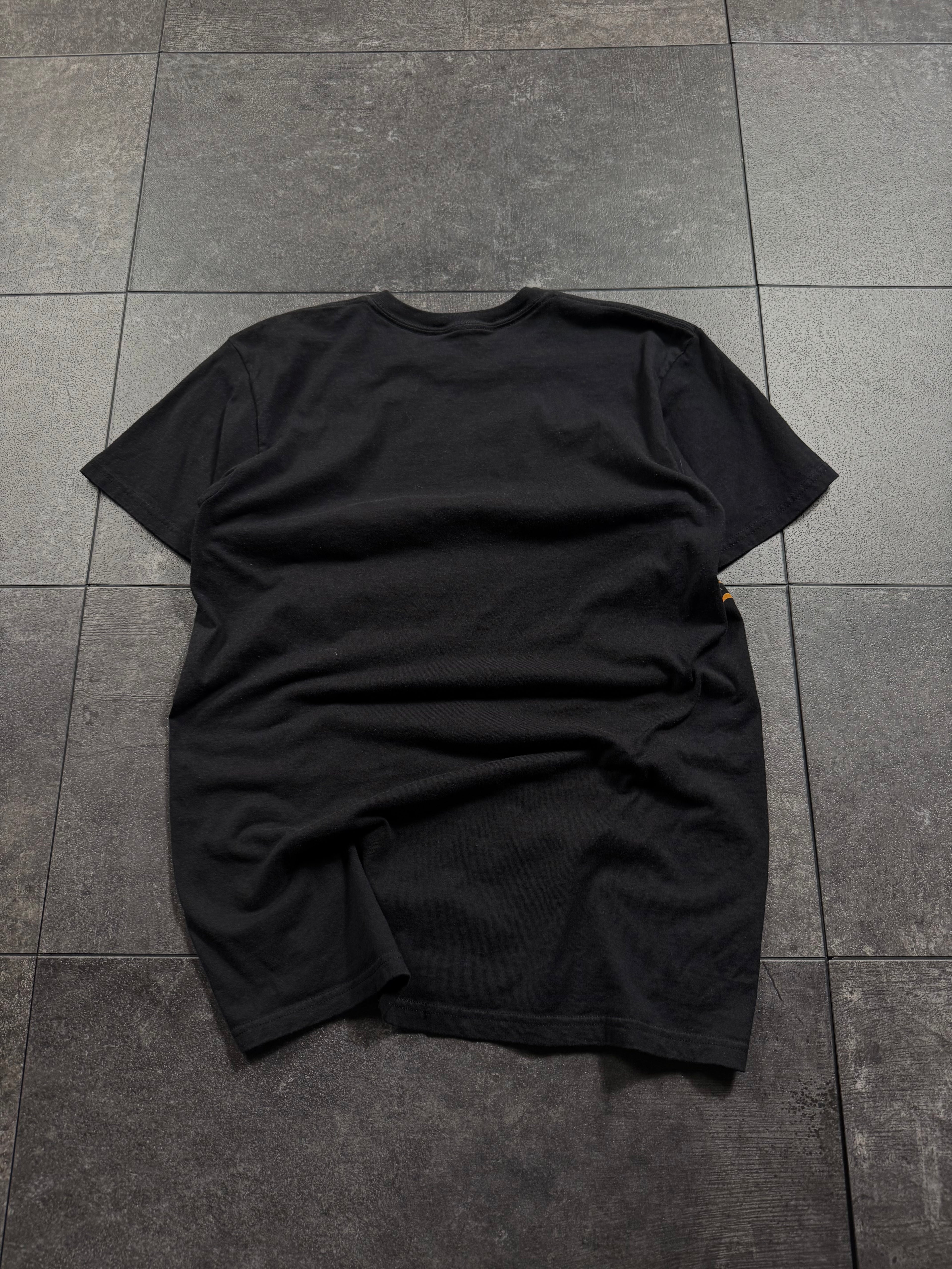 (rare) 2000s tapout shirt (S)