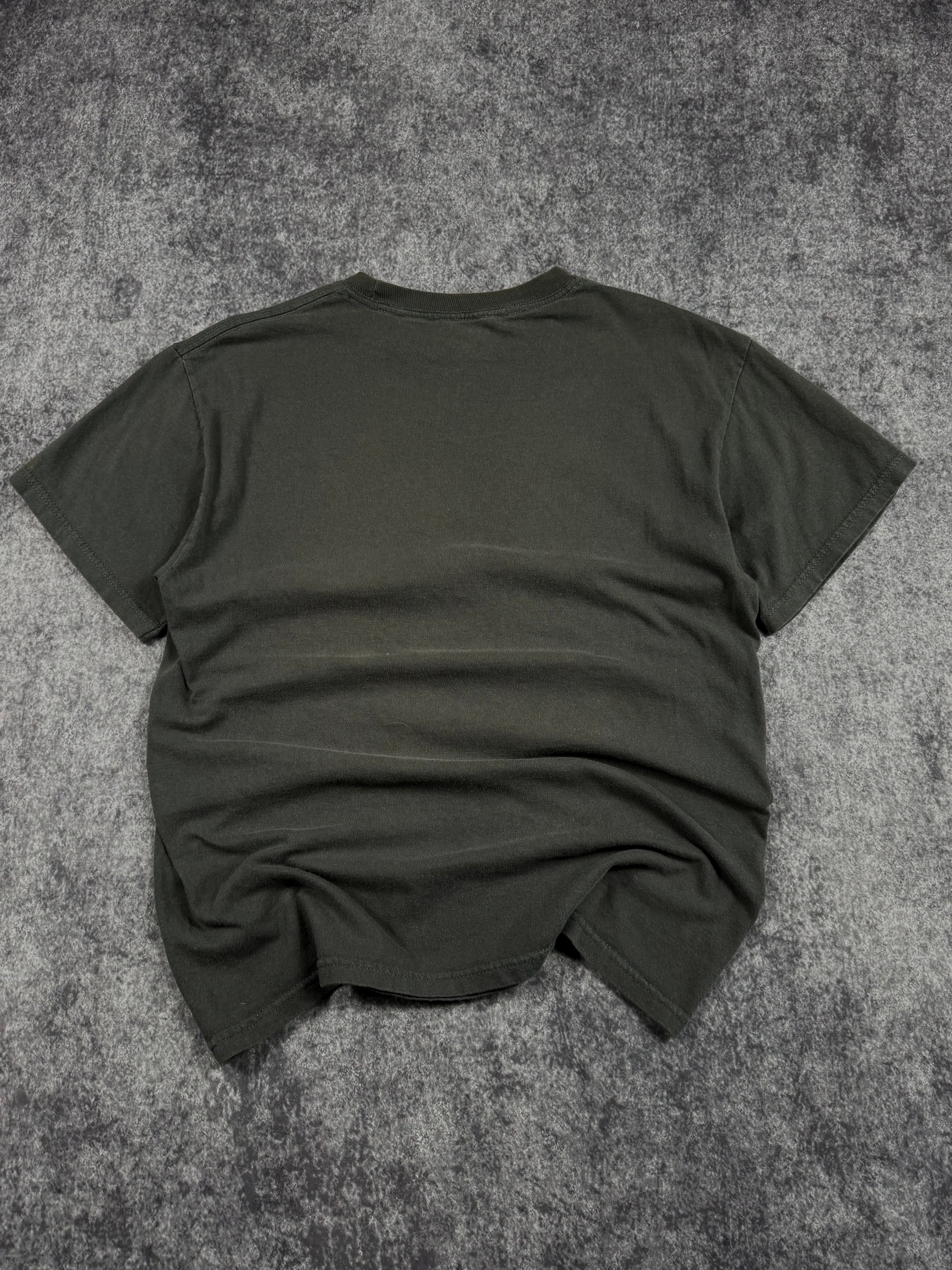 (rare) 2000s tapout shirt (S)