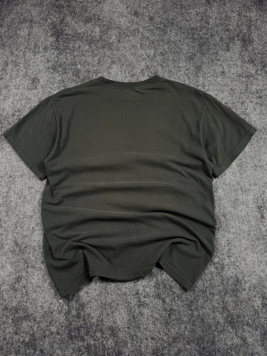 (rare) 2000s tapout shirt (S)