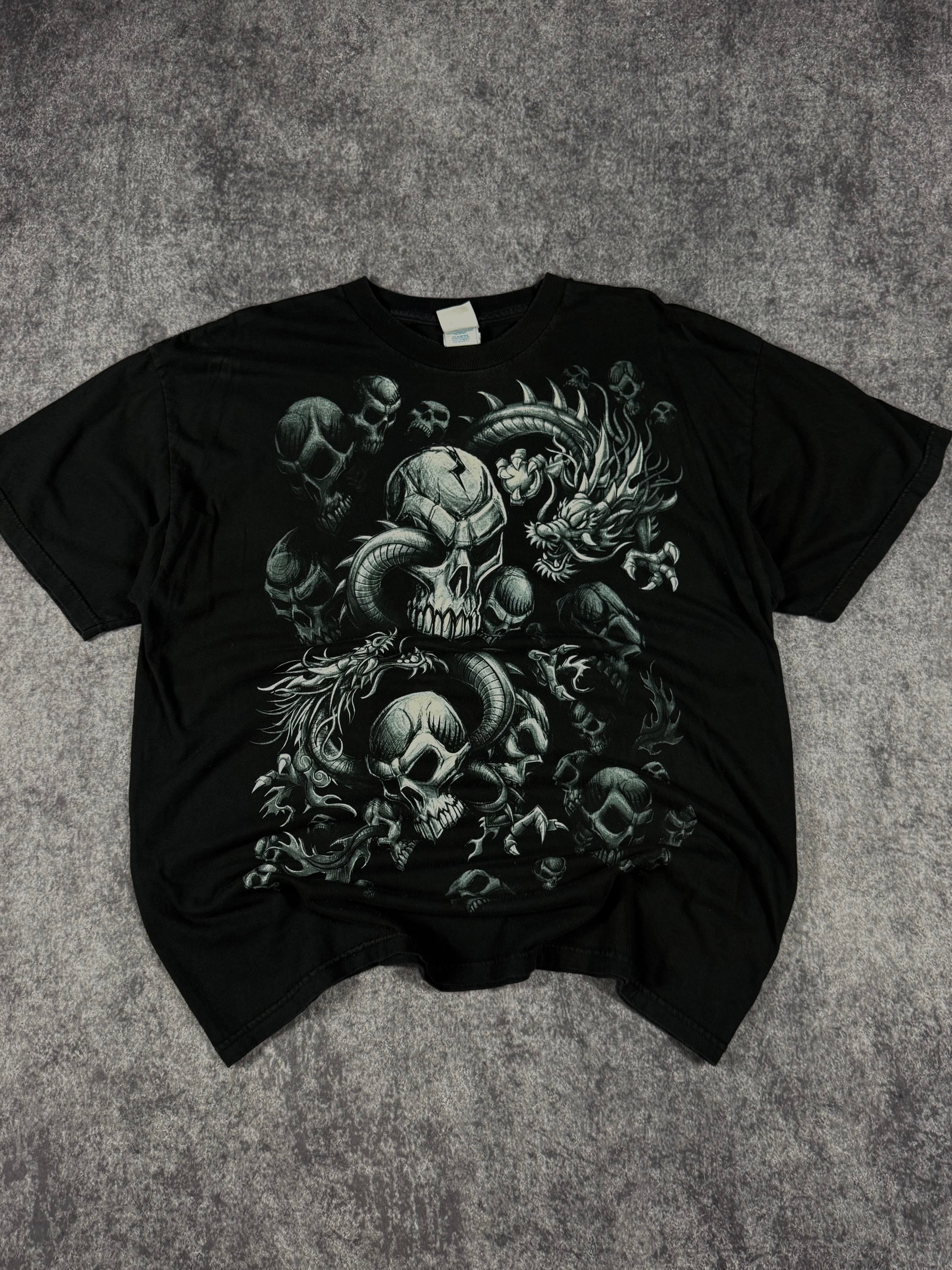 2000s skull shirt (XL)