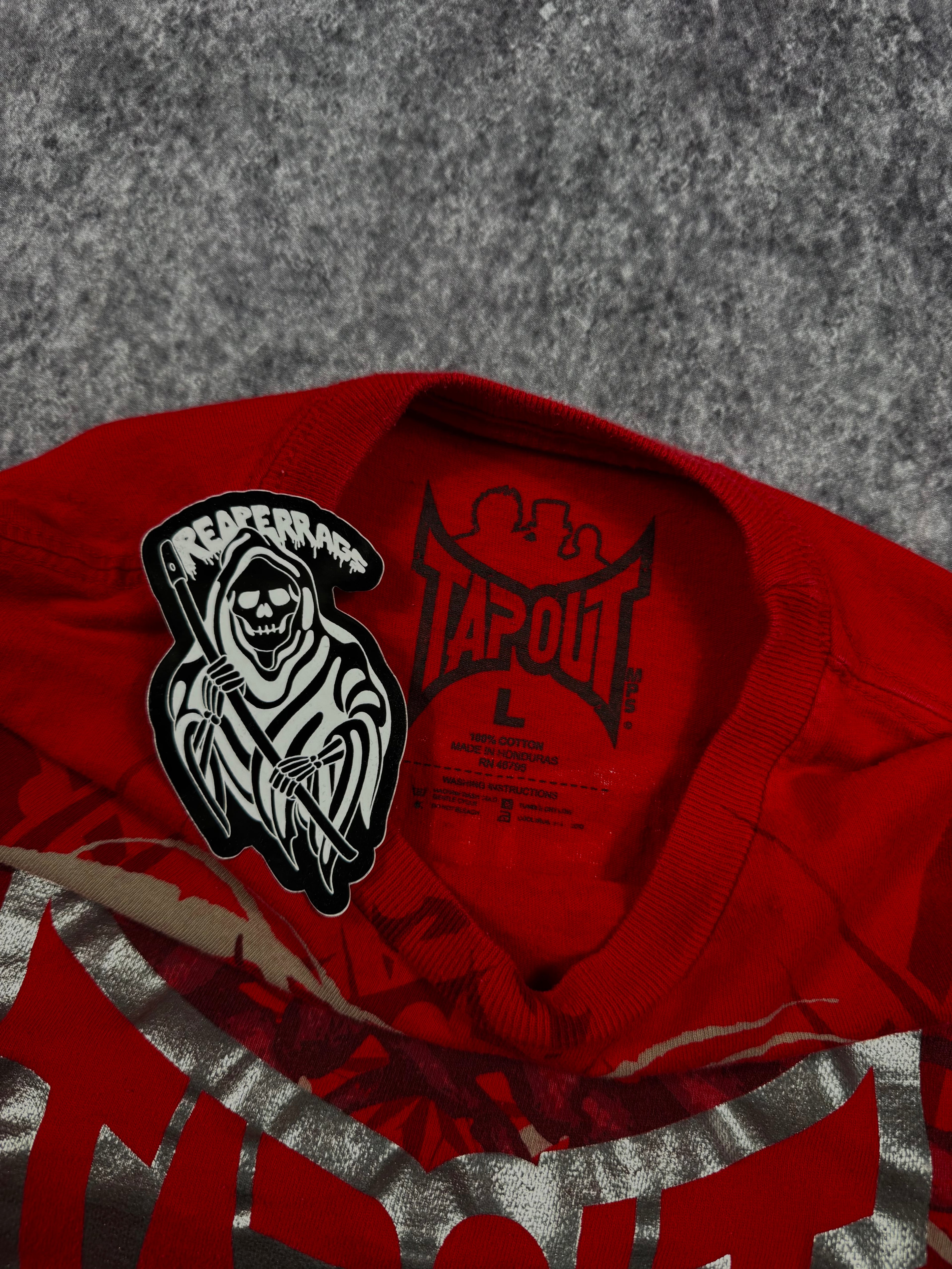 (rare) 2000s tapout chrome shirt (M)