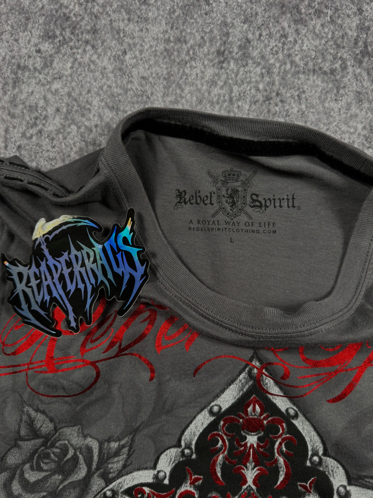 (rare) 2000s rebel spirit studded shirt (L)