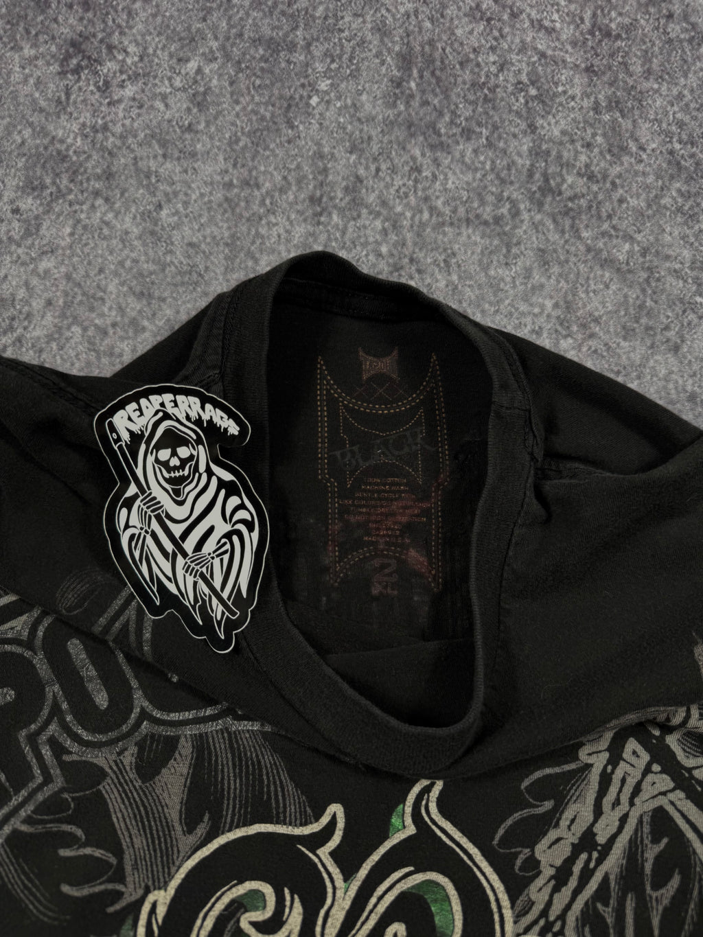 (rare) 2000s tapout signature series shirt (XL)