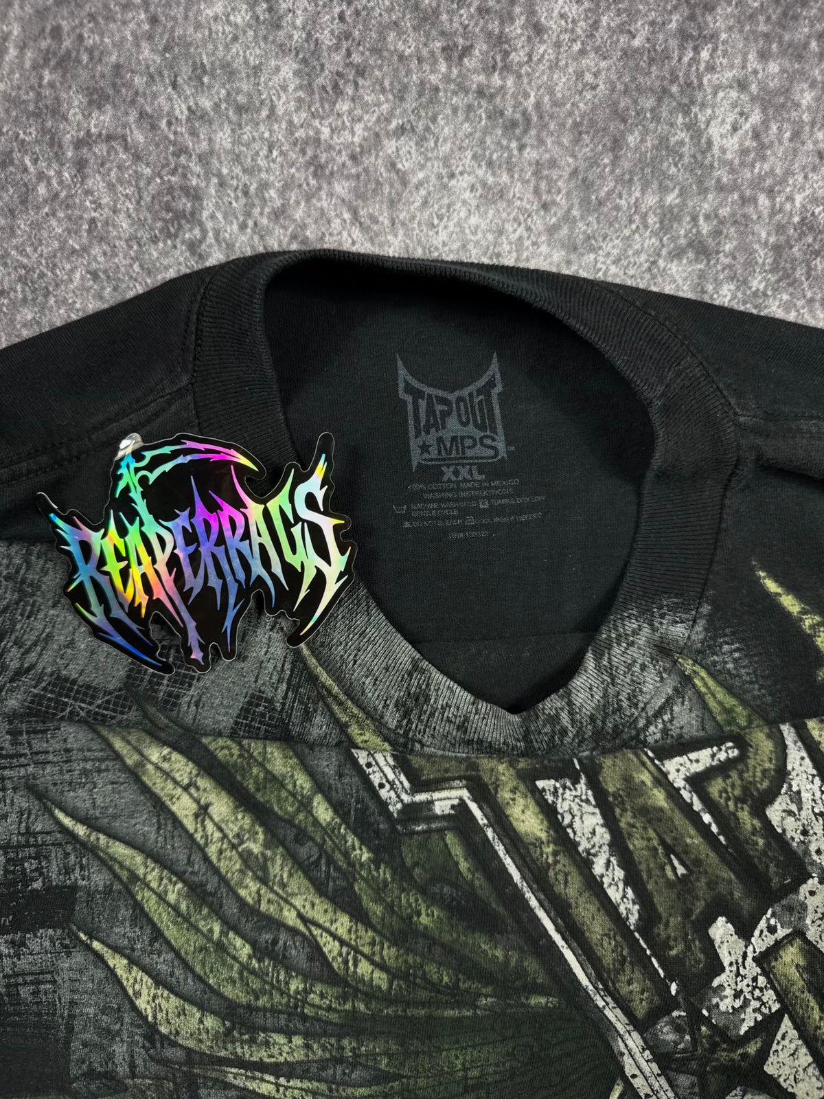 (RARE) 2000S TAPOUT SHIRT (XL)