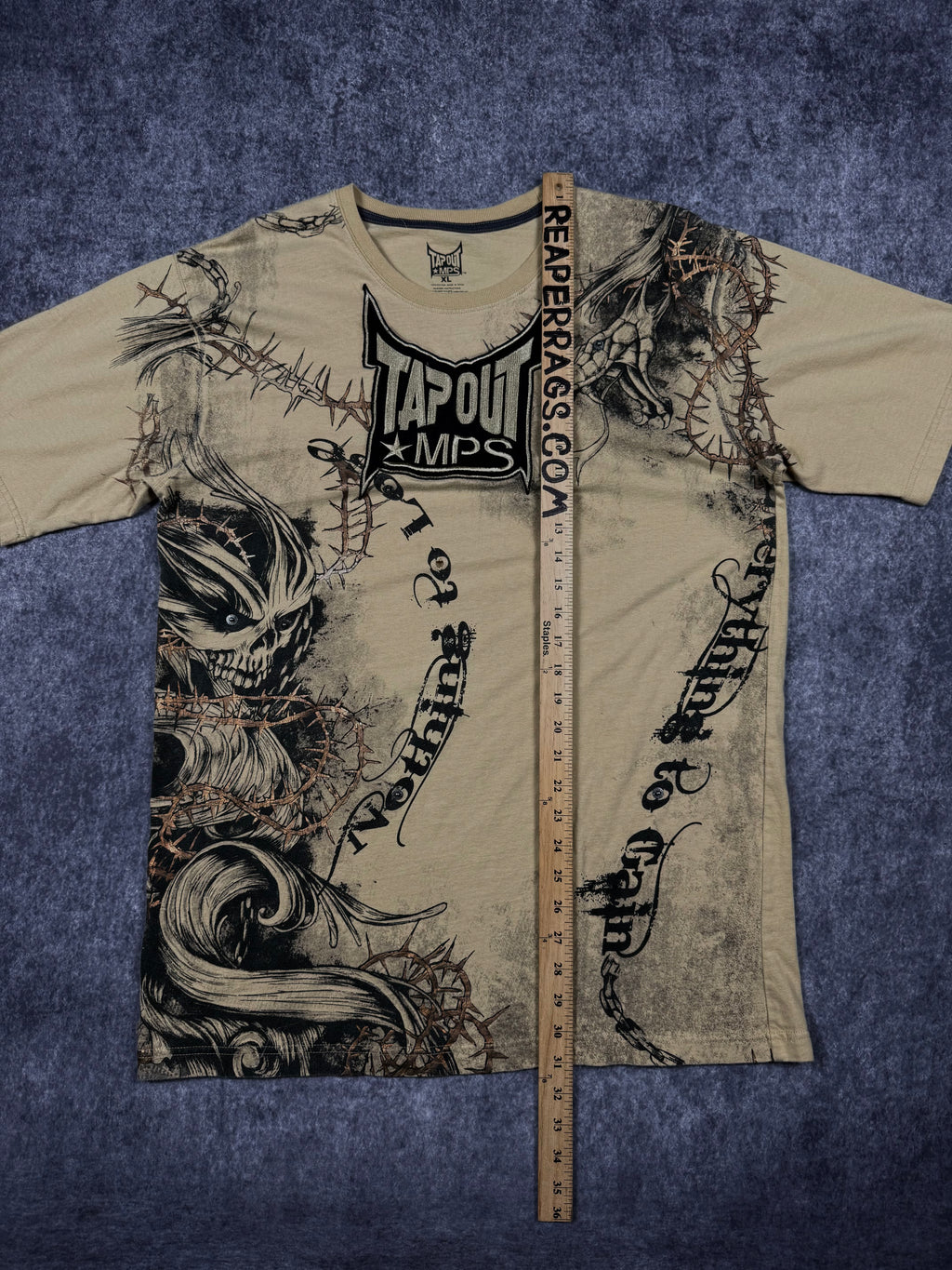 (rare) 2000s tapout chrome shirt (XL)
