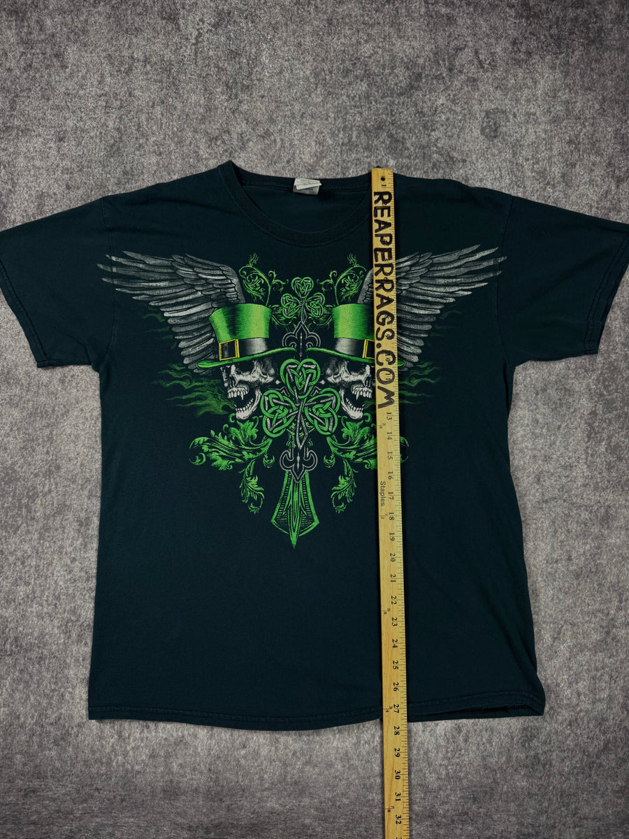 2000s winged skull shirt (L)