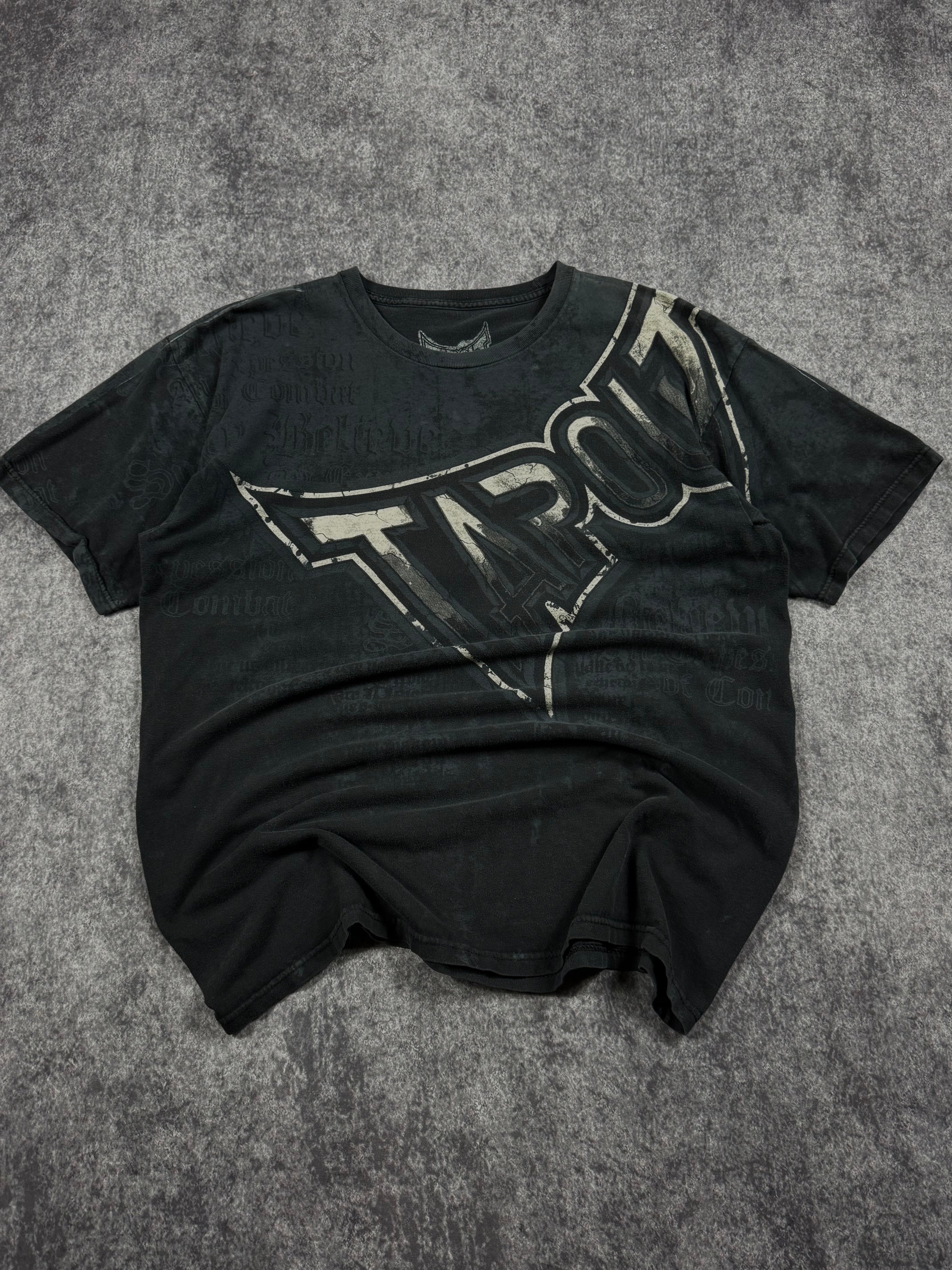 (rare) 2000s tapout signature series shirt (L)