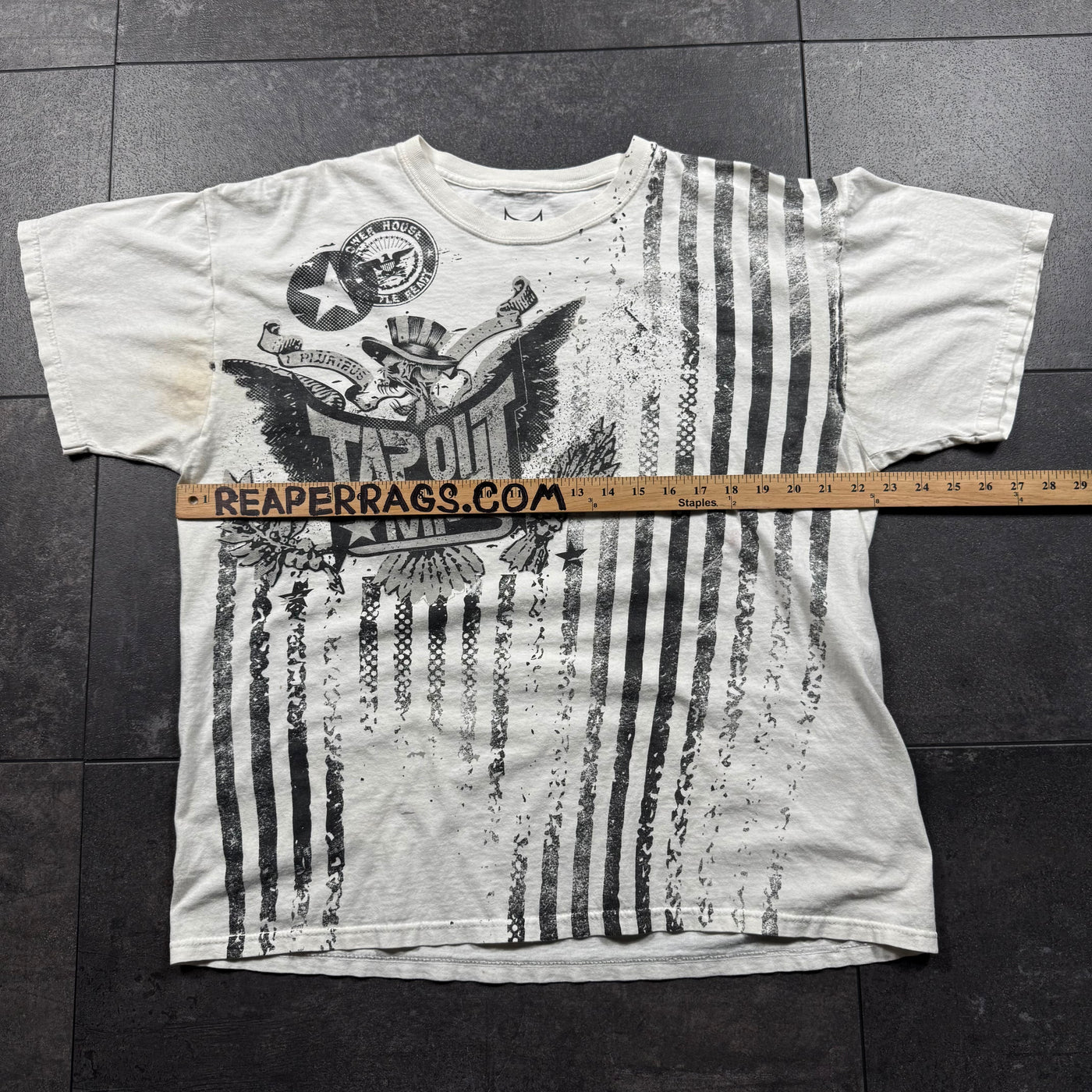 2000s Tapout Shirt (XL)