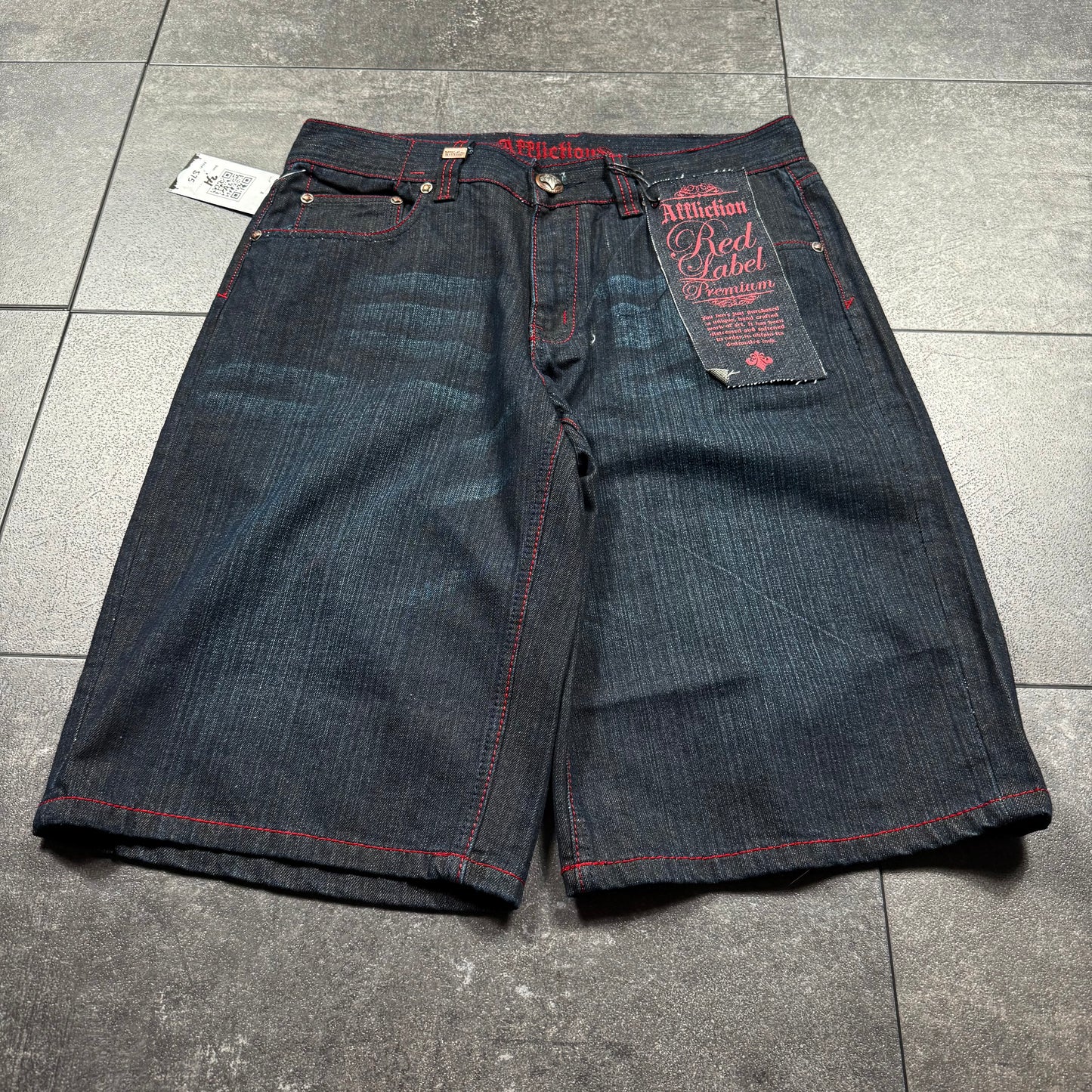 Deadstock Y2K Affliction Skull Jorts (34)