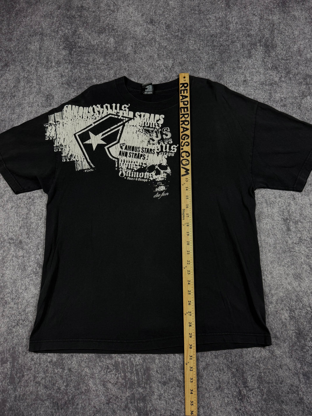 2000s famous stars & straps shirt (XL)