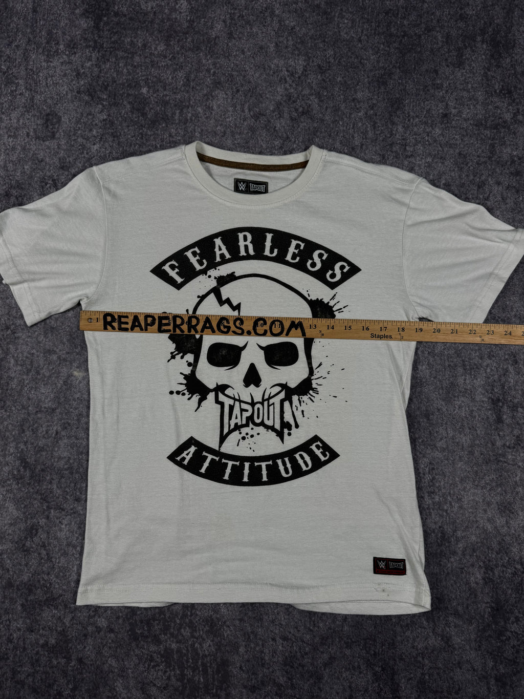 2000s tapout shirt (S)