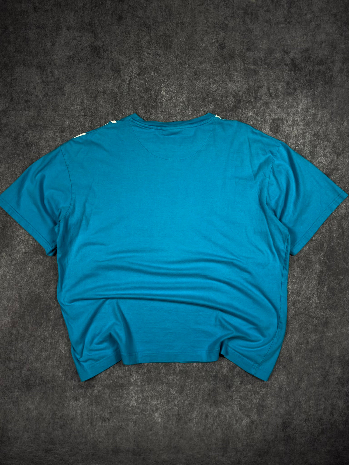 (RARE) 2000s TAPOUT SHIRT (XL)