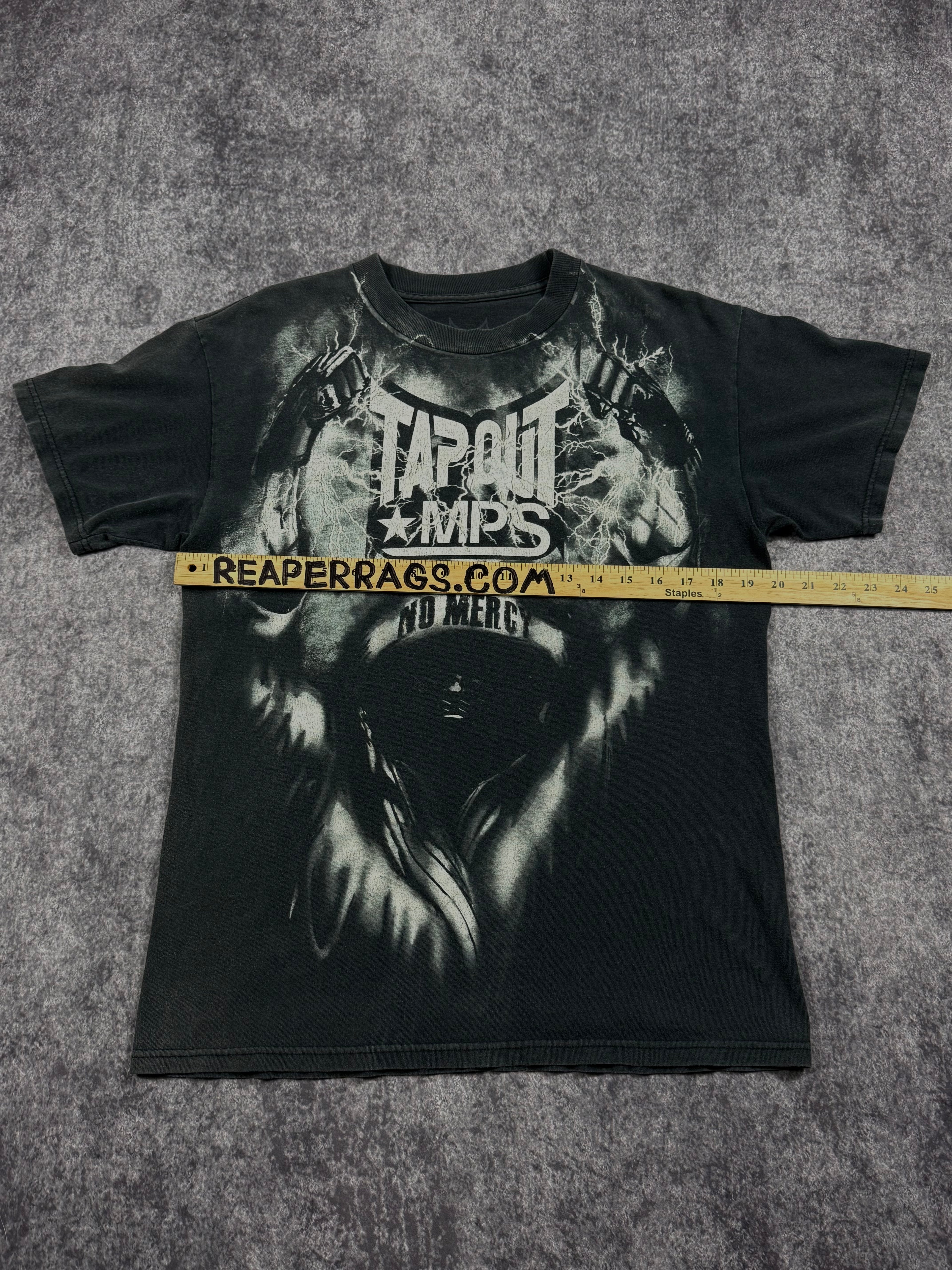 (rare) 2000s tapout shirt (M)