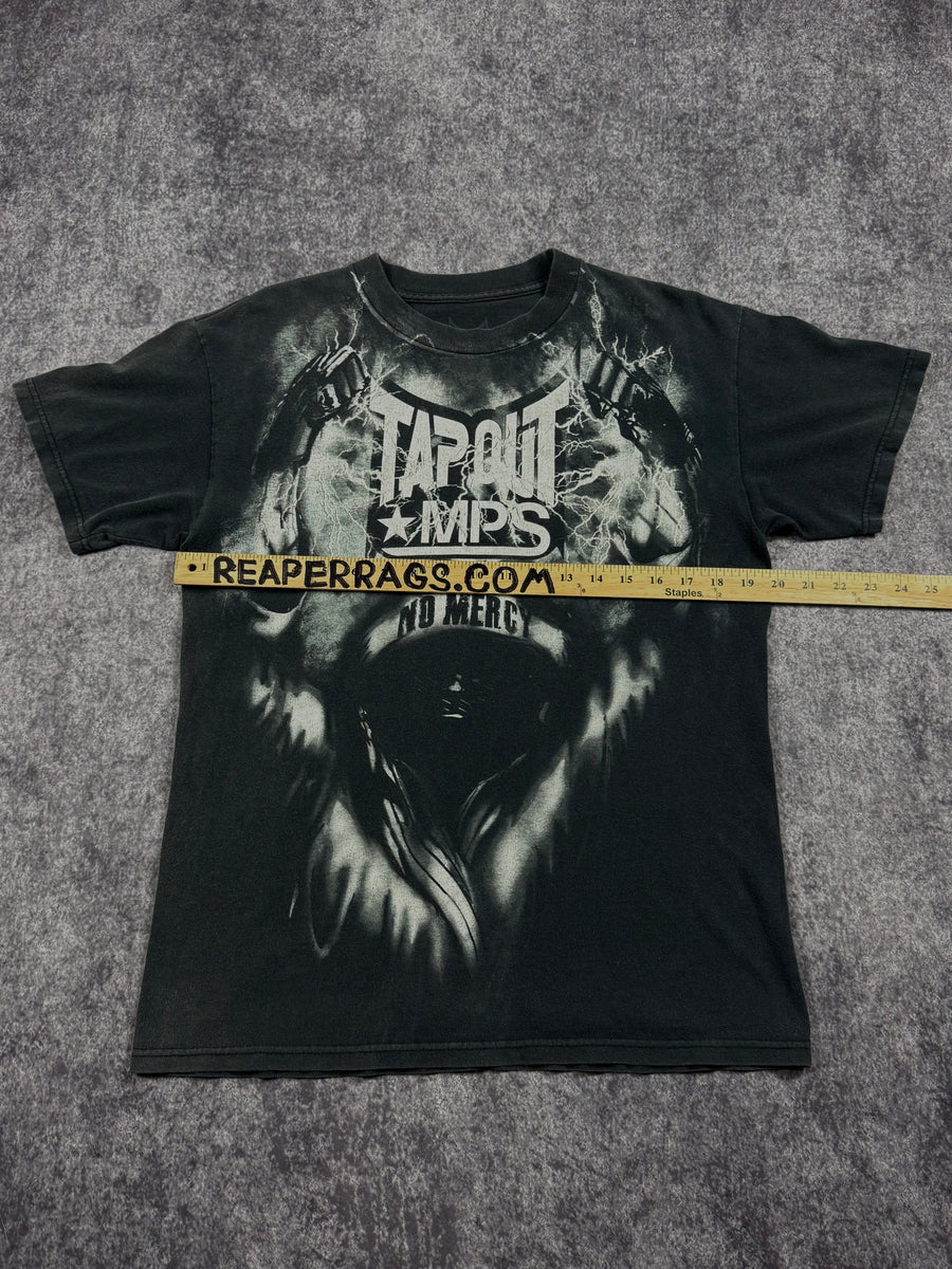 (rare) 2000s tapout shirt (M)