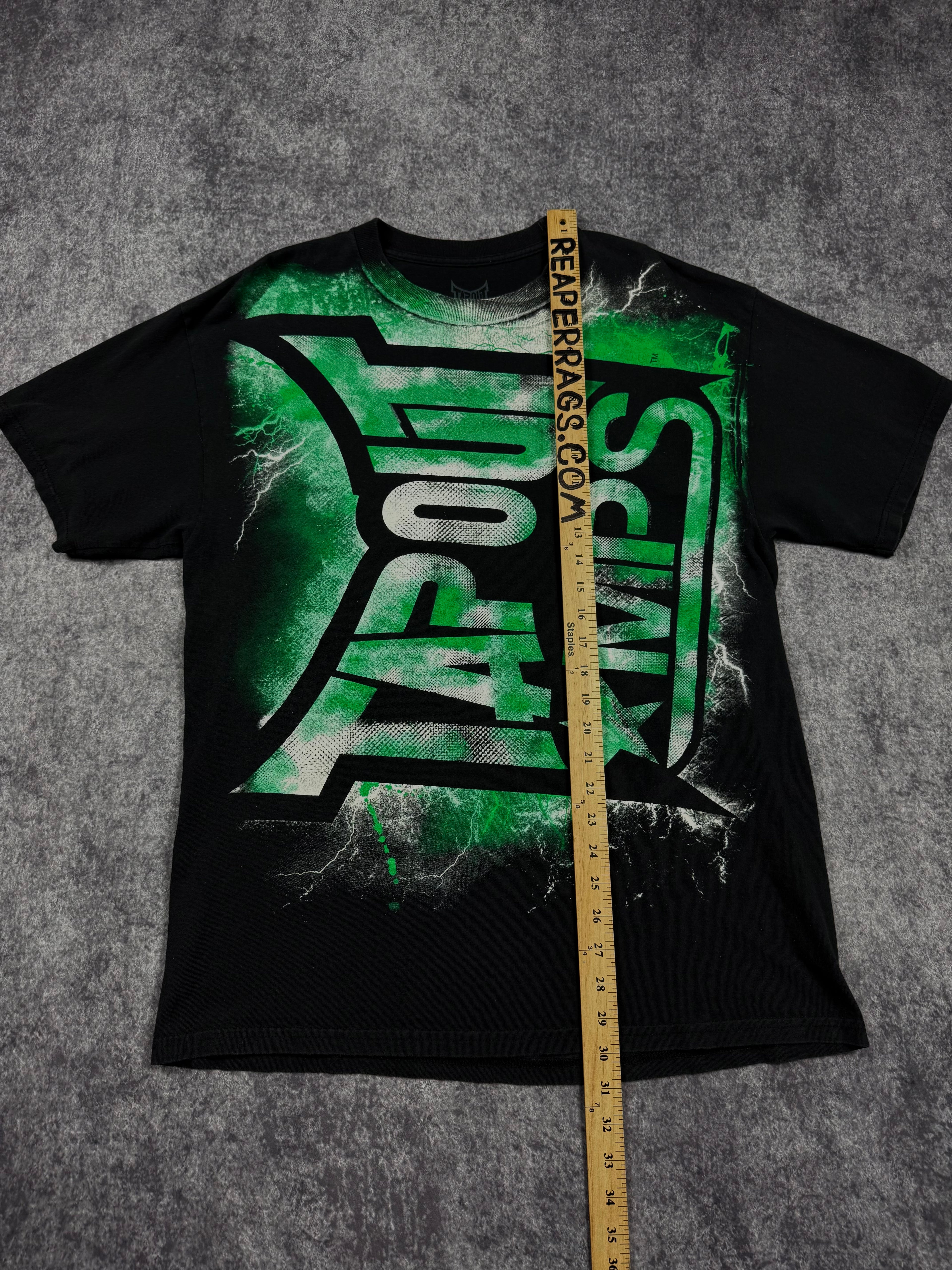 2000s tapout shirt (L)