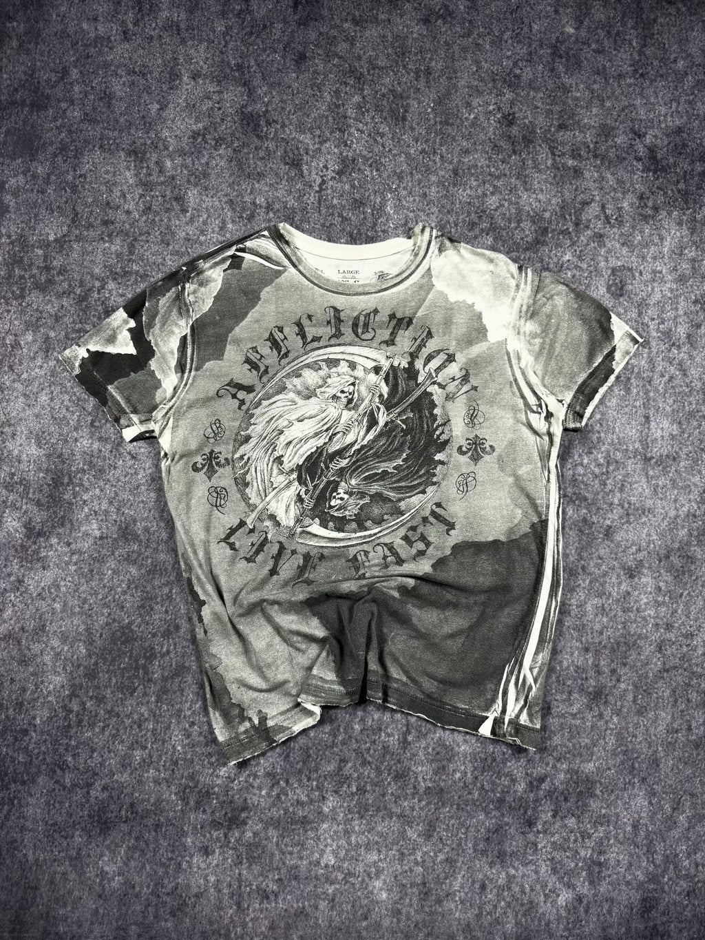 (RARE) 2000S AFFLICTION SHIRT (L)
