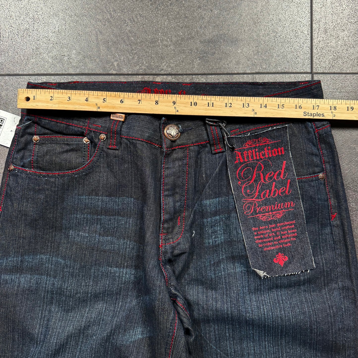 Deadstock Y2K Affliction Skull Jorts (34)