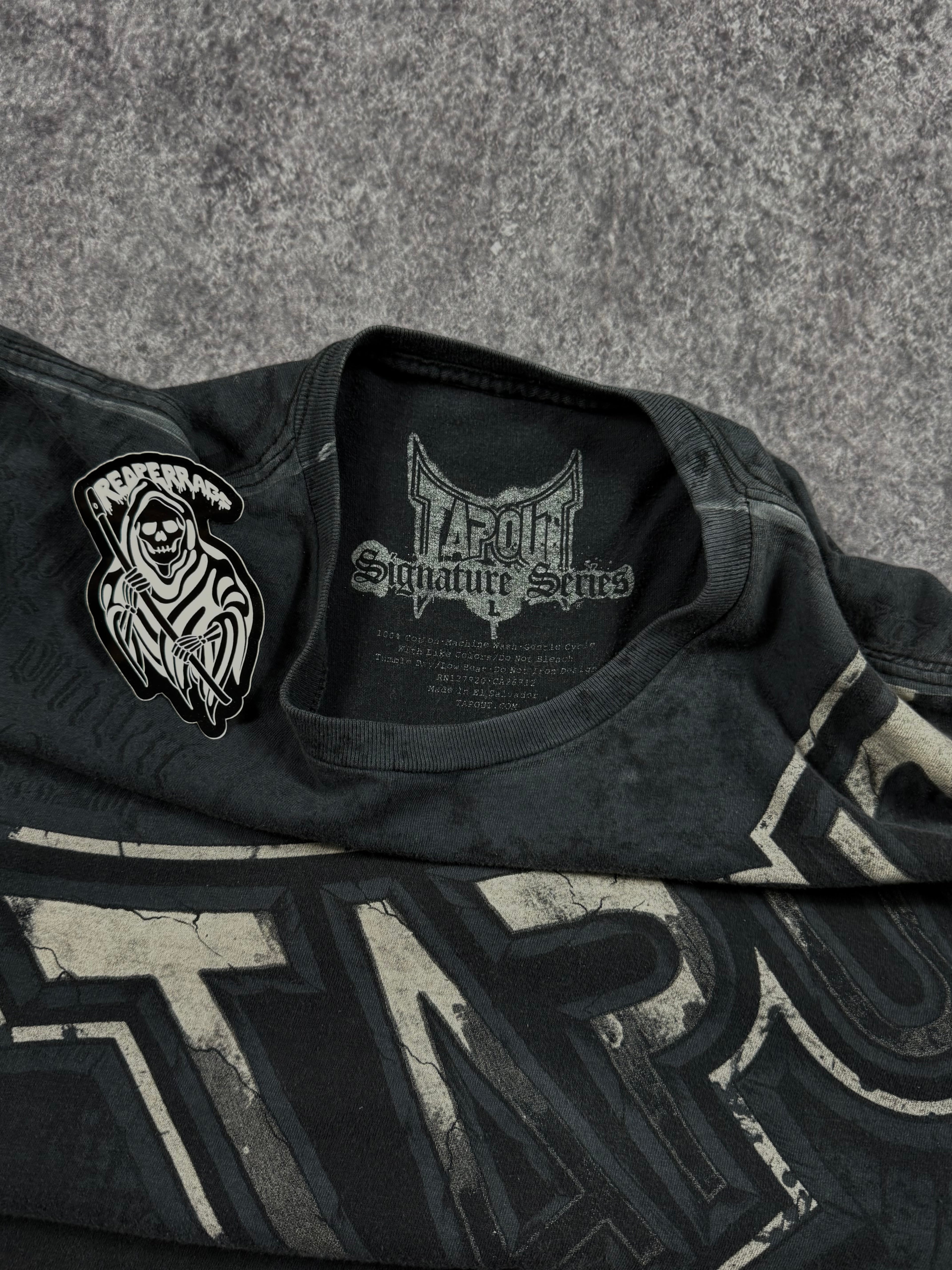 (rare) 2000s tapout signature series shirt (L)