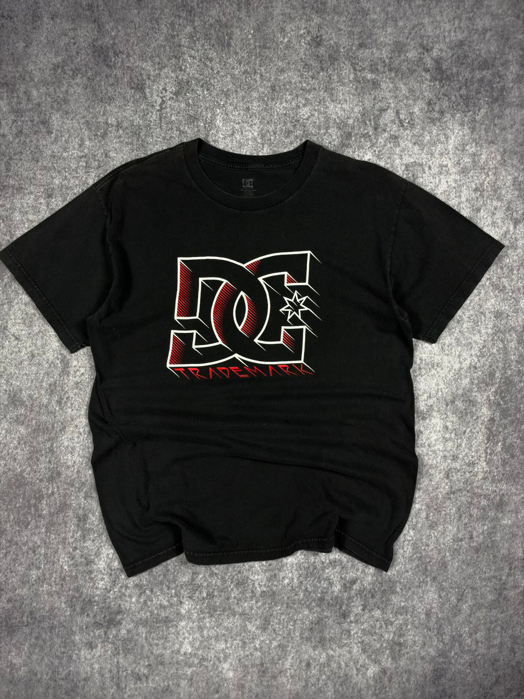 (RARE) 2000s DC SHOES SHIRT (M)
