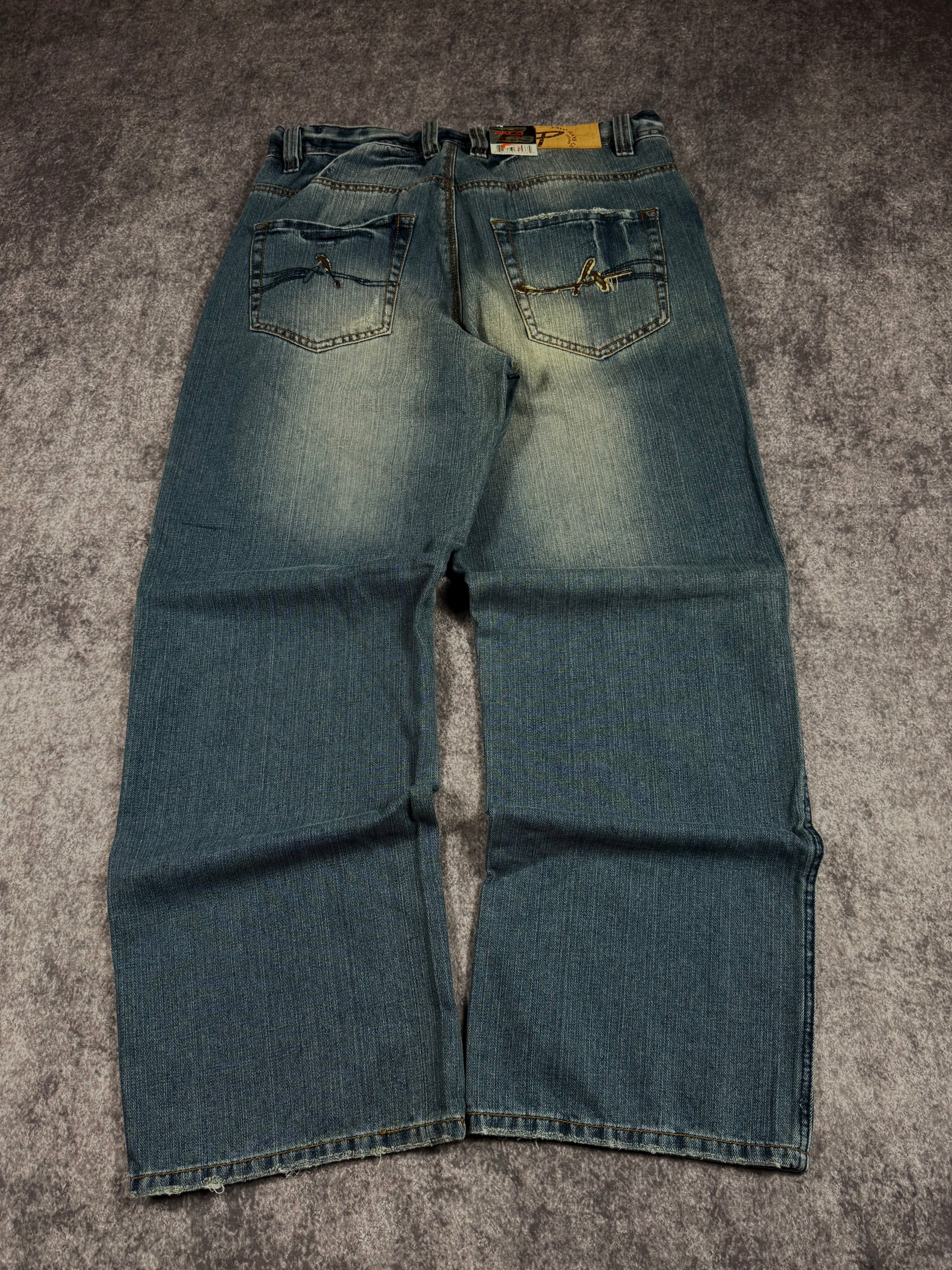 (rare) deadstock 2000s paco jeans (36x32)