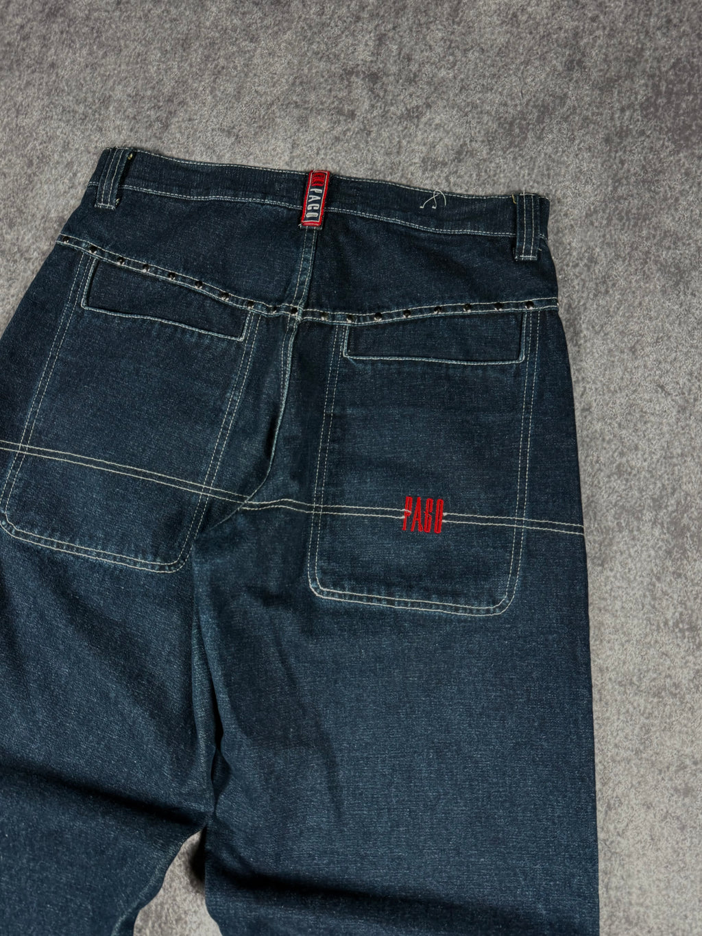 (rare) 2000s paco studded jeans (32x30)